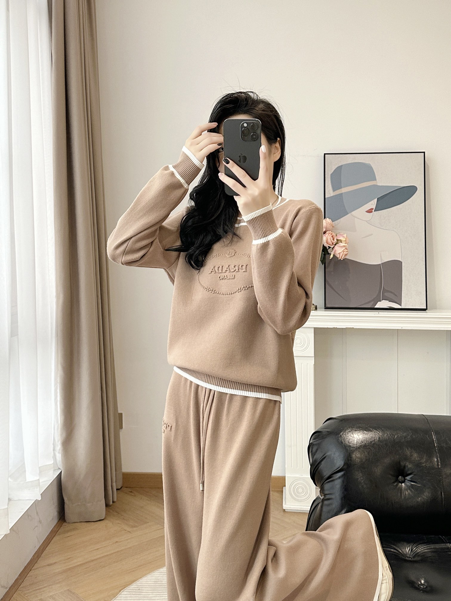 High-Quality Women’s Wool Suit by Prada with P-Bag Packing Support. - 图片 7