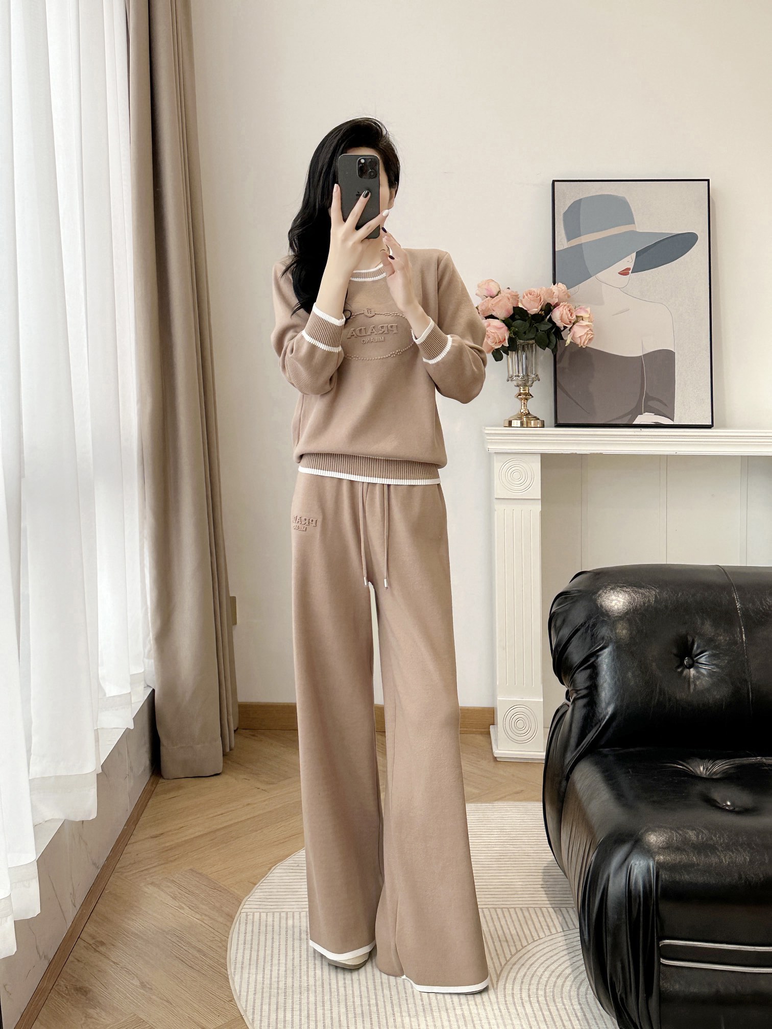 High-Quality Women’s Wool Suit by Prada with P-Bag Packing Support. - 图片 8