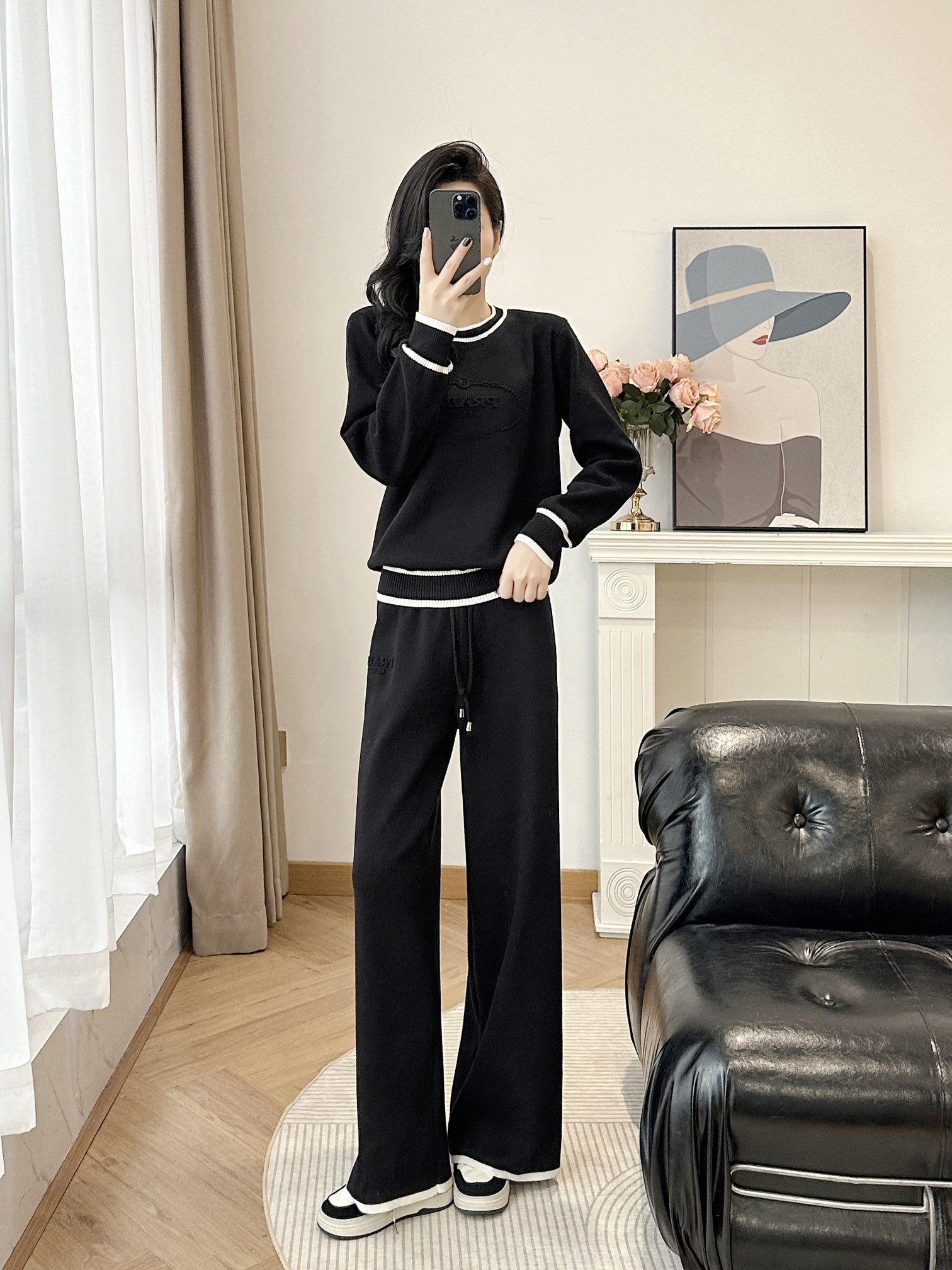 New Prada Women’s Wool Suit with High-Quality Support for Exchange and P-Bag Packaging - 图片 3