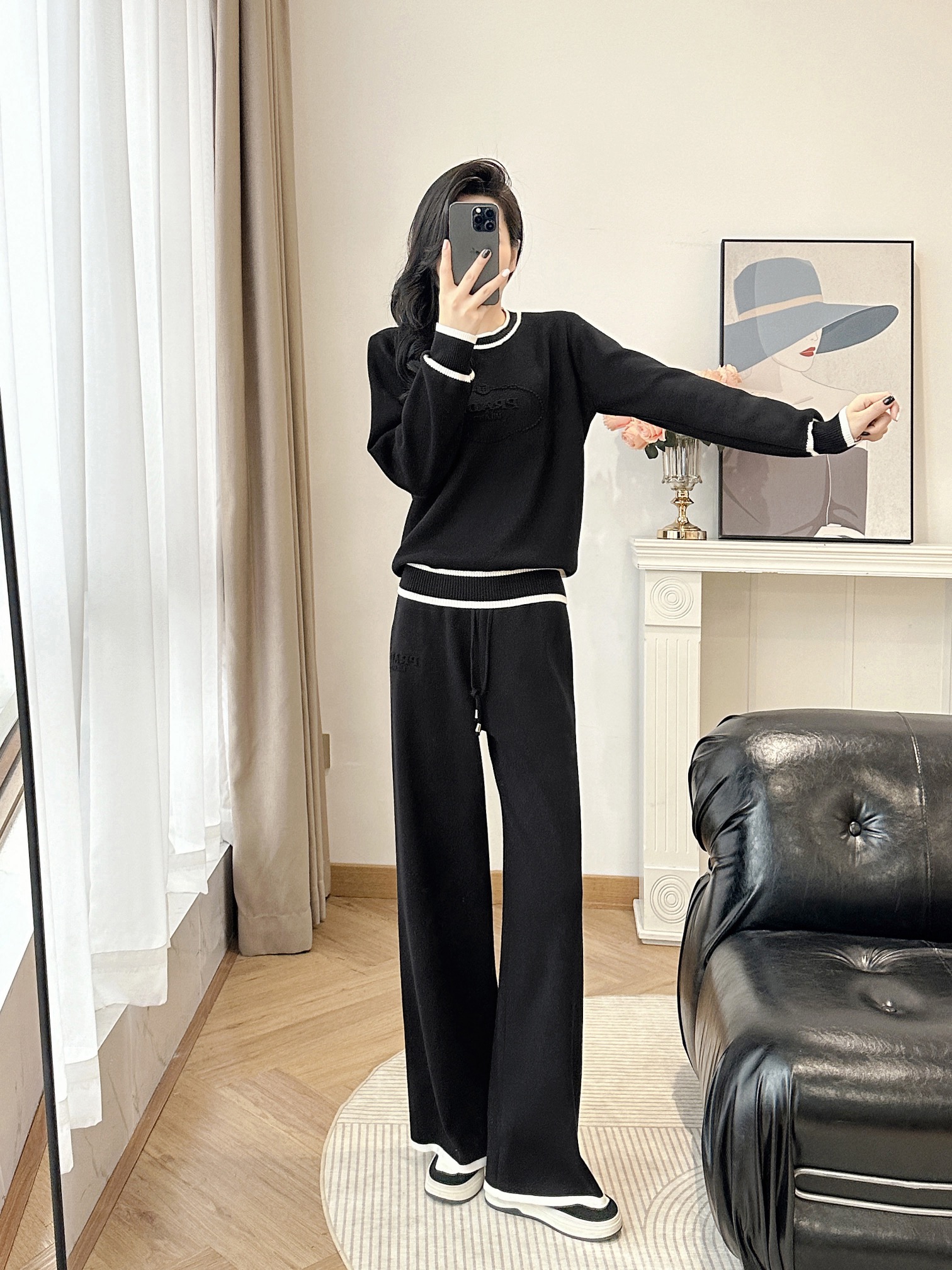 New Prada Women’s Wool Suit with High-Quality Support for Exchange and P-Bag Packaging - 图片 4