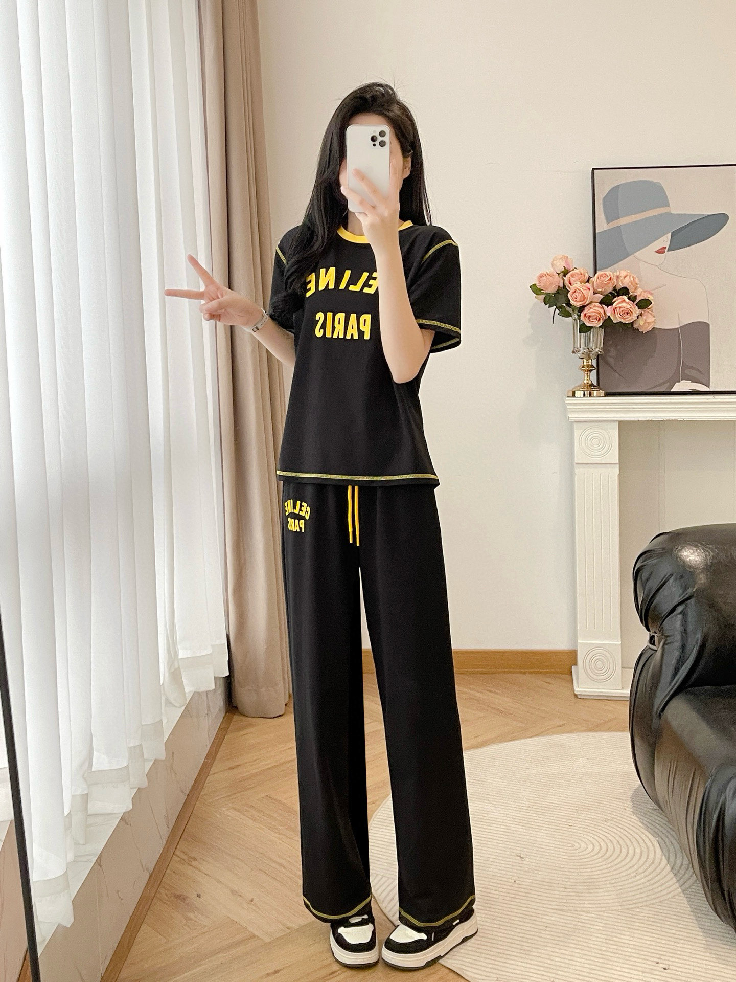 High-Quality Women’s Suit with Heavy-Pressure Embroidery by Céline in Various Sizes