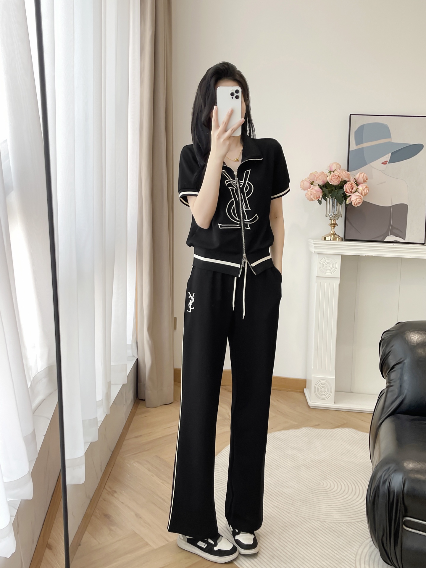High-End Women’s Suit Packaged with New YSL 2025, San Roland’s Recreational Suite - 图片 7