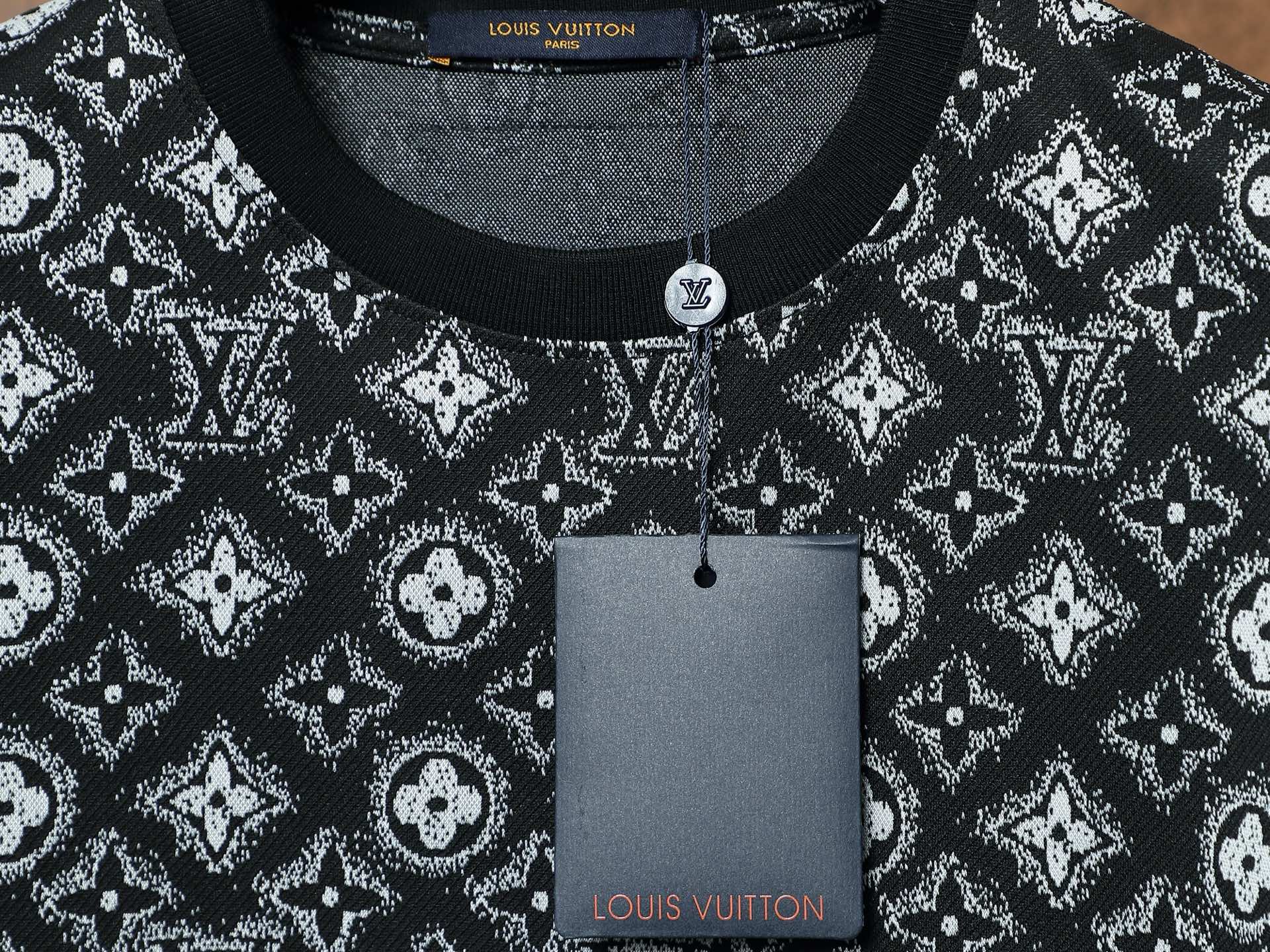 Louis Vuitton Conjunto Jacquard Monogram Negro, Moderno y Elegante 5 i1748065670858 160 0 3