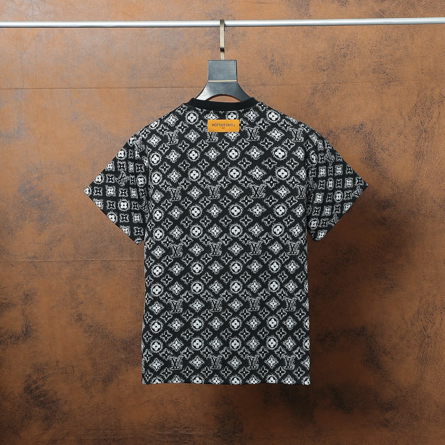 Louis Vuitton Conjunto Jacquard Monogram Negro, Moderno y Elegante 4 i1748065672861 2029 0 2