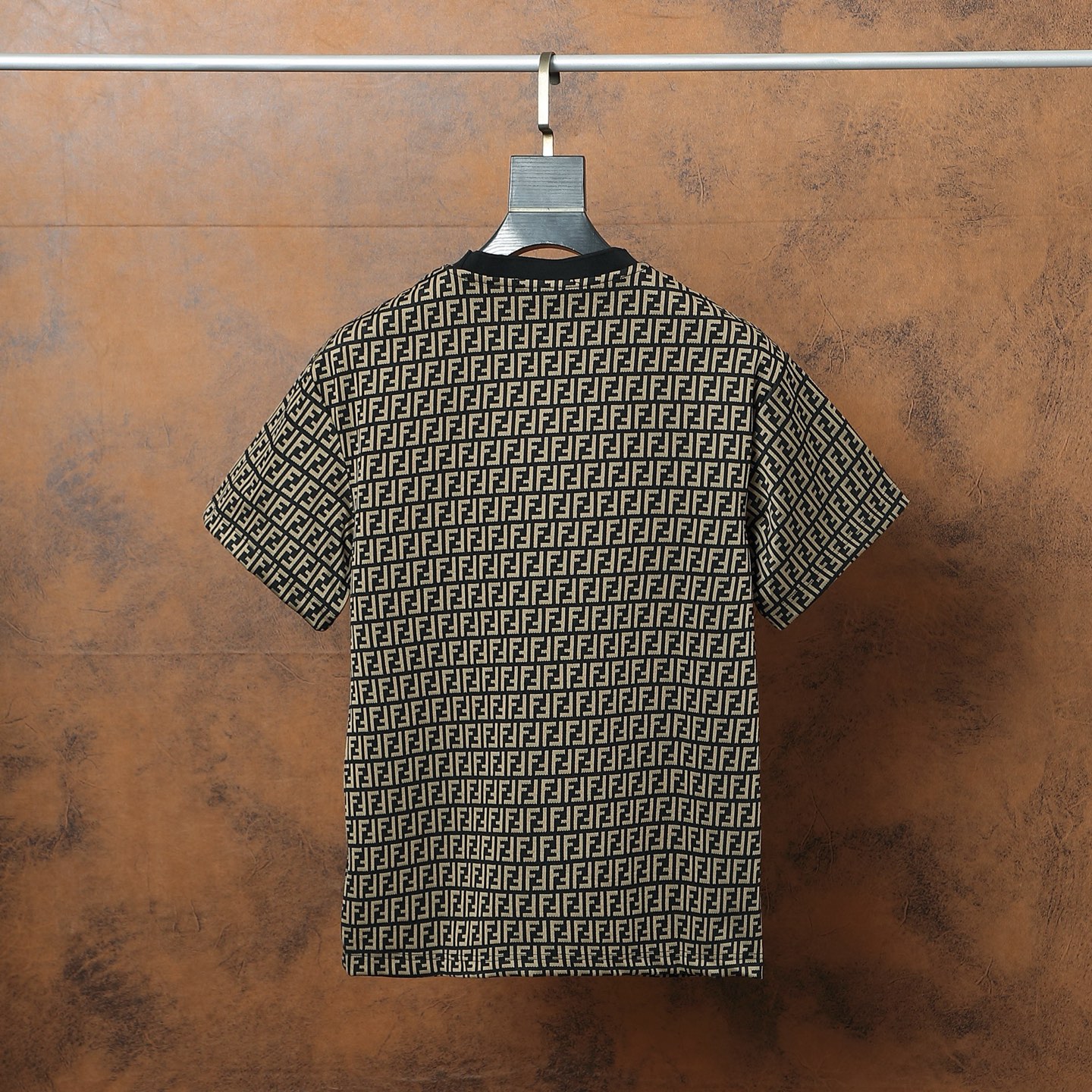Fendi Conjunto de Punto con Monograma FF en Jacquard Marrón y Negro 4 i1748069365177 3156 0 2