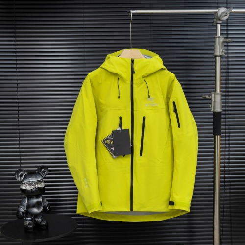 Arc'teryx Alpha SV Gen 7 GORE-TEX Pro Hooded Jacket - Premium Outdoor Performance 1 Arc’teryx Alpha SV Gen 7 GORE-TEX Pro Hooded Jacket – Premium Outdoor Performance