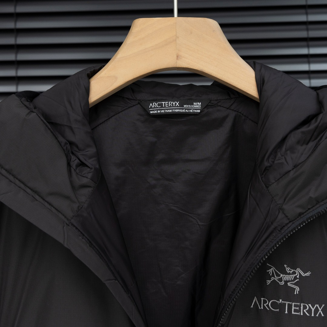 Chaqueta con Capucha Arcteryx Atom SL: Ligera, Resistente al Viento y al Agua 8 o 1j7799a9fgahj1o7j7hlk17gv8