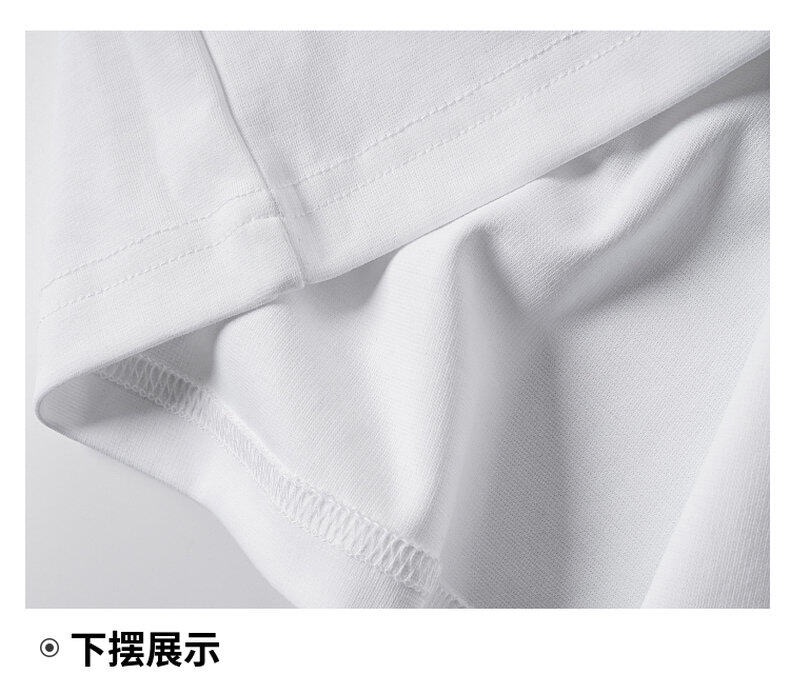 🛒购物价: 💰145
始祖鸟圆领纯棉短袖T恤。
面料是这件T恤的灵魂所在。选用高品质的纯棉面料,不仅触感柔软,贴近肌肤时毫无刺痒感,还具备卓越的性能。它拥有出色的透气性,夏日炎炎,汗水能迅速蒸发,时刻保持身体干爽;同时具备一定的防水性,偶遇小雨也无需慌张,水珠会自然滑落,衣物不易被浸湿。而且,面料经过特殊处理,耐磨耐穿,多次洗涤后依然能保持良好的版型和色泽。
经典圆领设计简洁大方,适配各种脸型,轻松展现利落的颈部线条。袖口和下摆的精致缝线,彰显品牌对细节的极致追求,牢固耐用,不易脱线。
它的实用性更是无与伦比。在城市街头,搭配牛仔裤和滑板鞋,尽显随性自在的潮流感;投身户外探险,与冲锋衣、工装裤组合,又能完美适应复杂环境,满足你的探索需求。
颜色:黑色 白色
尺码:M-3XL