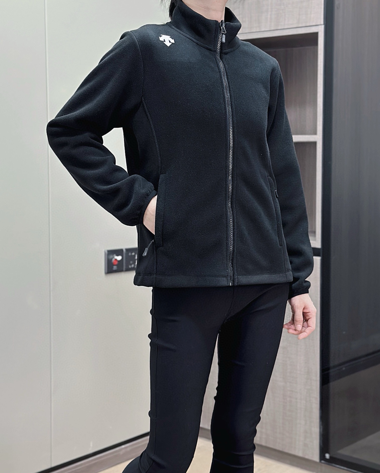 Alternative view of Jacket 00977