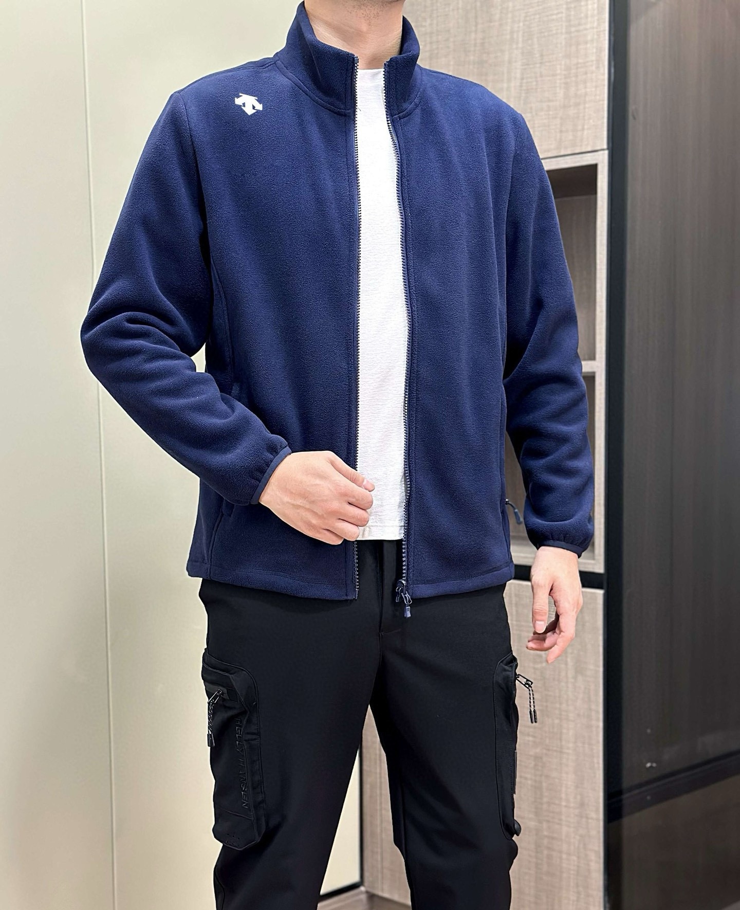 Alternative view of Jacket 00979