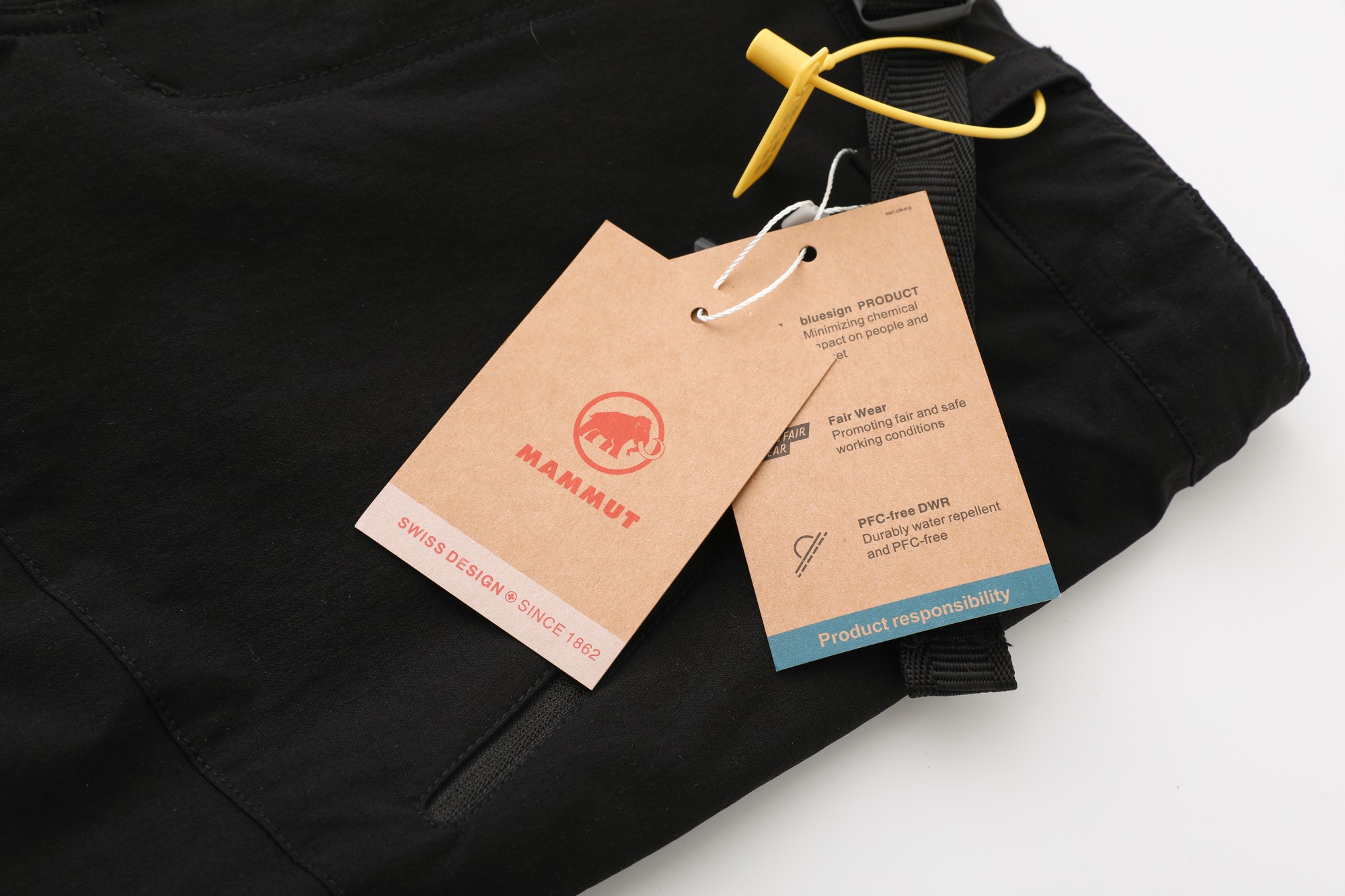 Luxury Mammoth Embroidered Soft-Shell Pants with Eco-Friendly Features - 图片 9