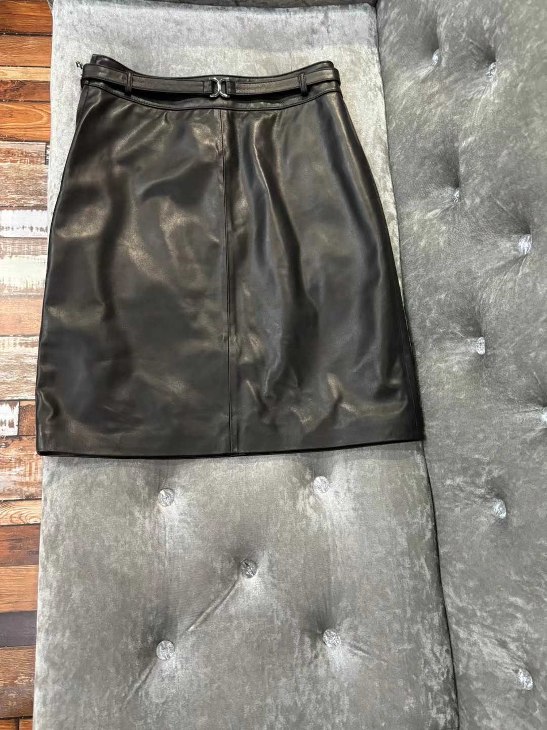 High-End Women’s Clothes with Fragrance Packaging by Zenium: Fall 2024 Deals - 图片 4