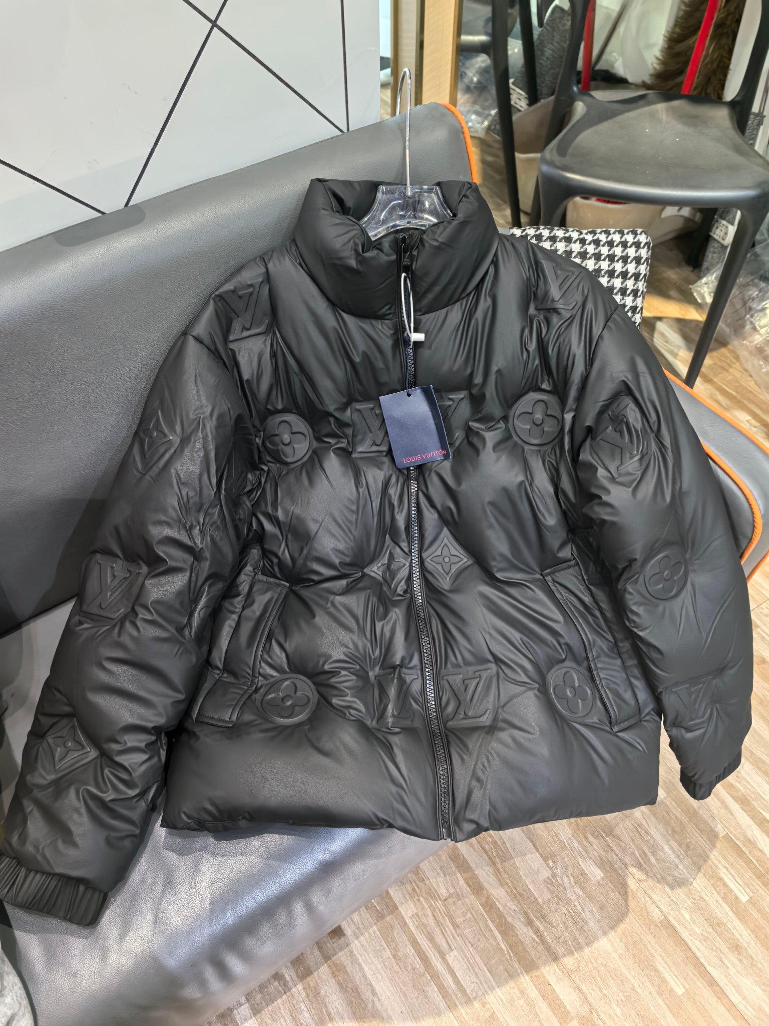 路易威登 Louis Vuitton 高定典藏名品高定成衣时装外套连衣裙衬衫T恤 #8F71E006 3