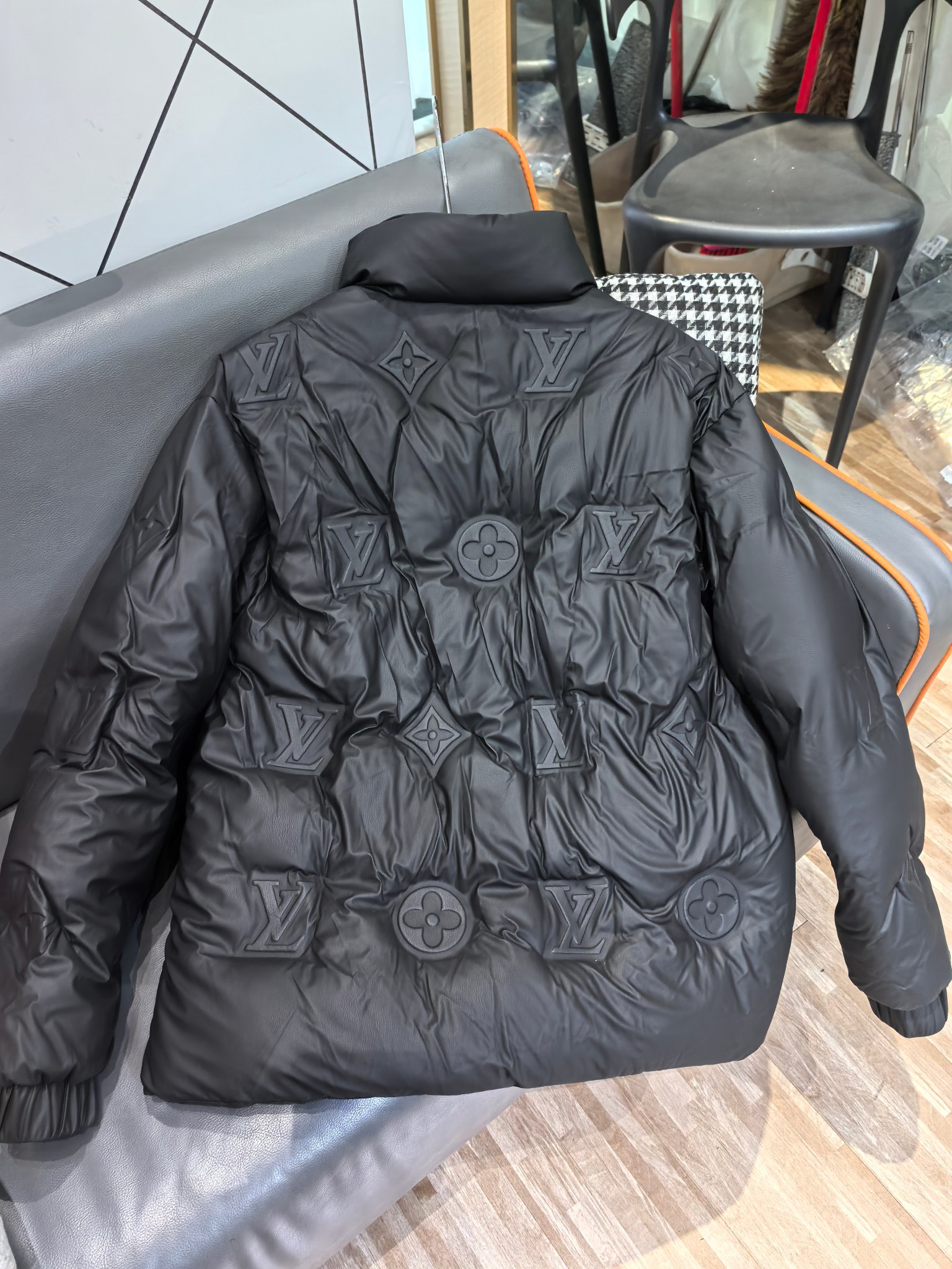 路易威登 Louis Vuitton 高定典藏名品高定成衣时装外套连衣裙衬衫T恤 #8F71E006 8