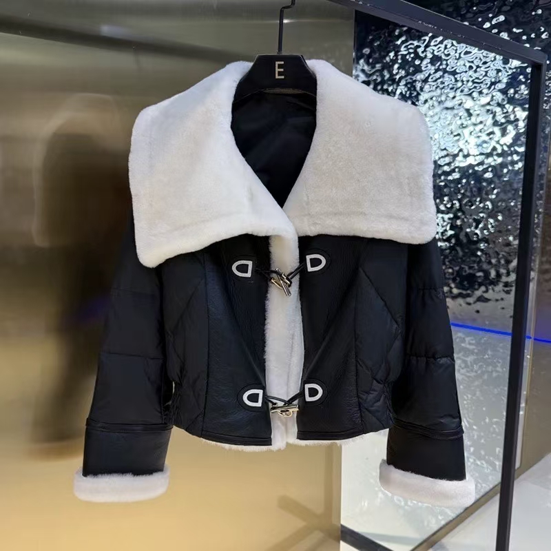 P1794 High-end quality female suit with dust-proof sack max fur velvet.