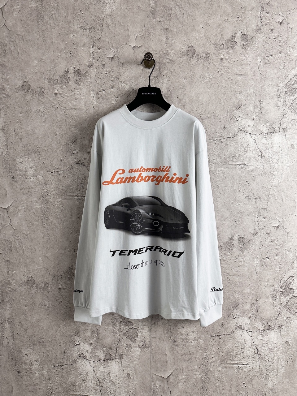 P110 Balenciaga x Lamborghini manga larga Color: gris claro Talla: xs-l