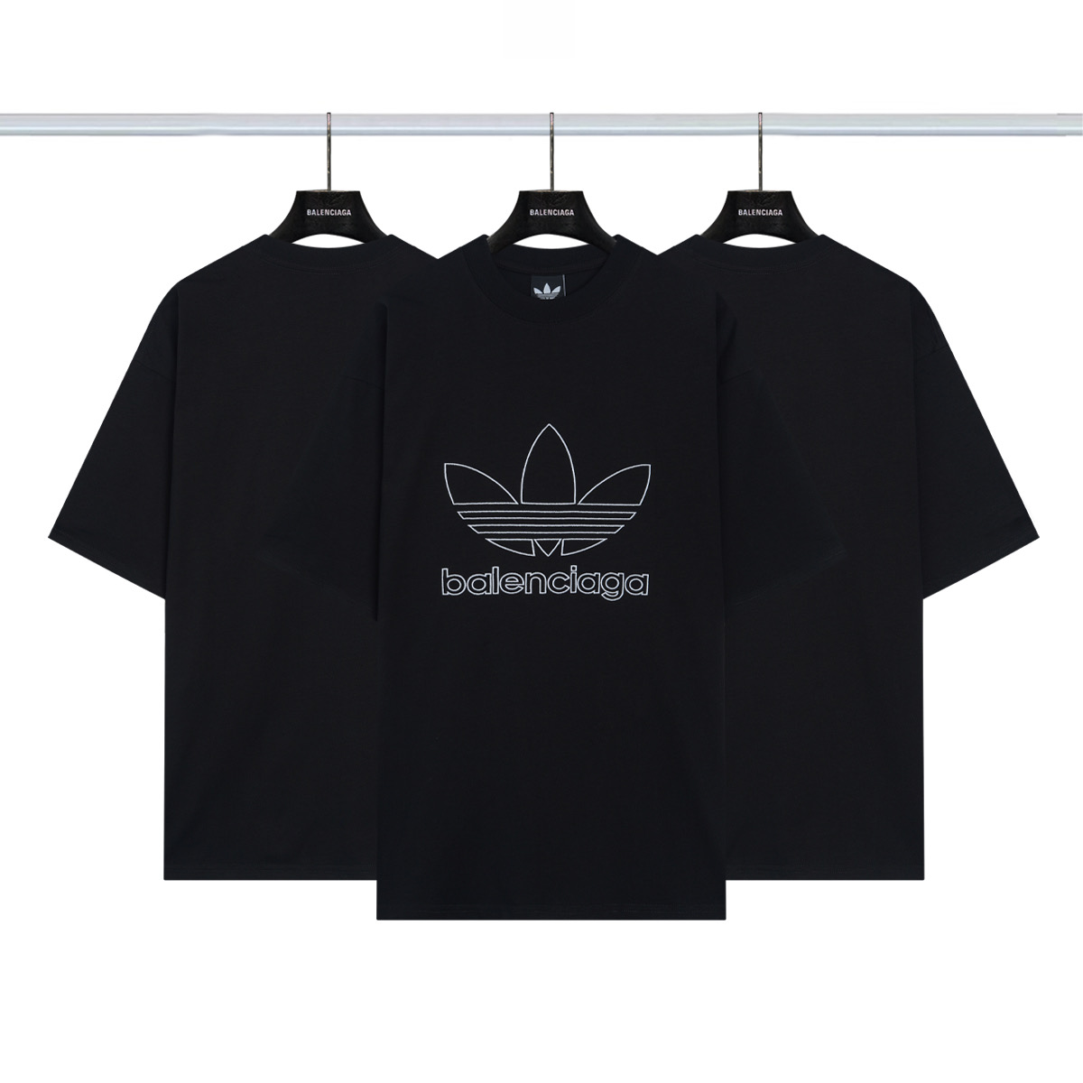 巴黎世家Balenciaga联名阿迪三叶草短袖💰P85 颜色:黑色