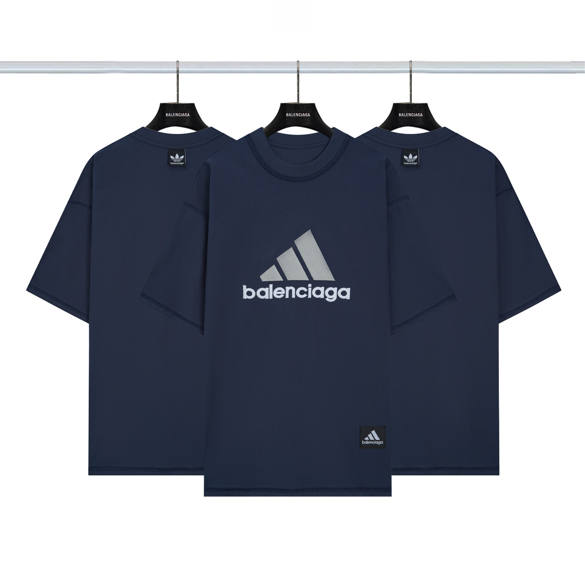 巴黎世家Balenciaga联名阿迪短袖💰P90 颜色:藏青