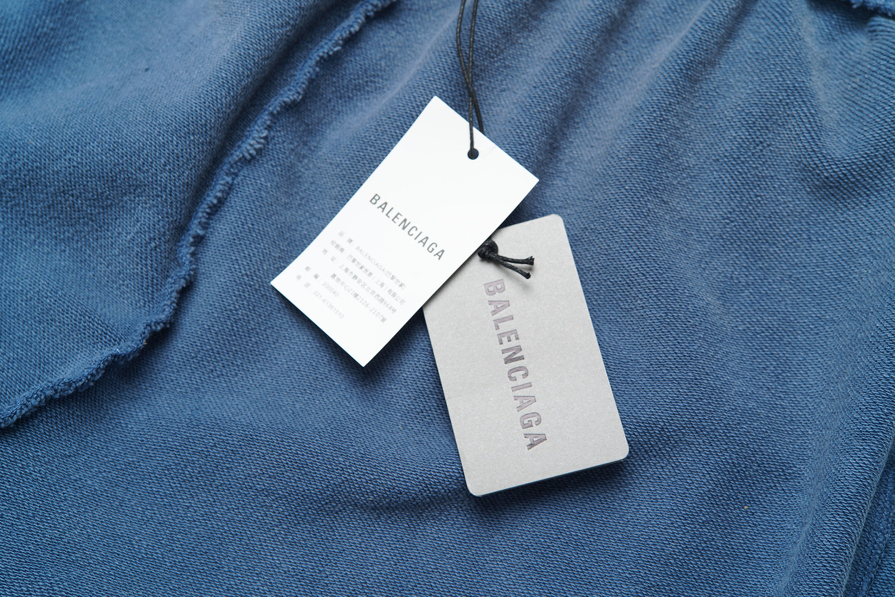 巴黎世家Balenciaga 海浪刺绣可乐渐变短裤 刺绣小字母logo 渐变蓝