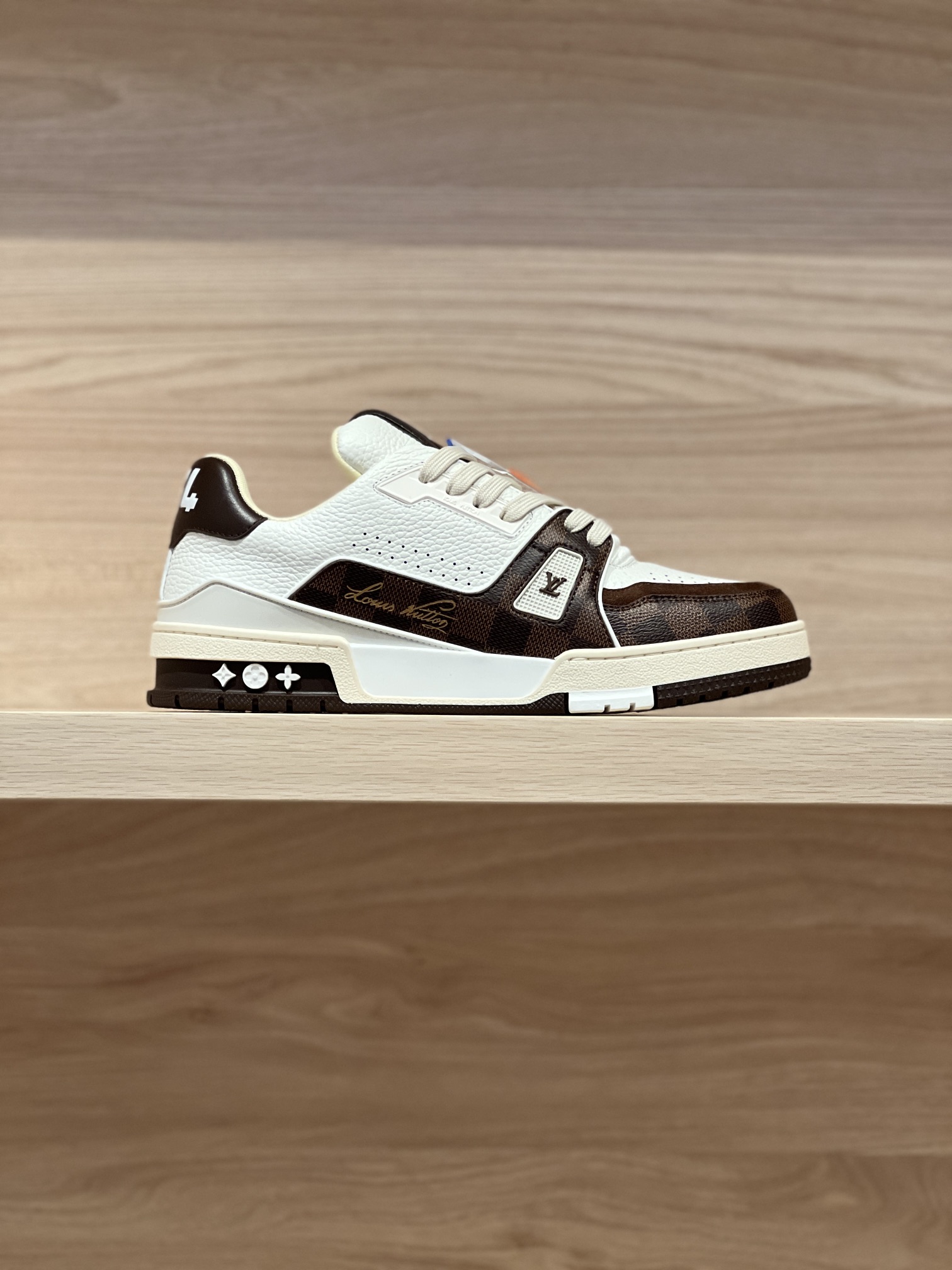 NO:237461,Focus on good quality - top-level production, real shot of chessboard coffee spelling white - purchasing-level Trainer x tyler co-branded model, original material customization!  The cost of embossing technology has increased in vain!  Non-currency!  Private model bottom!  Fine craftsmanship!  Size38-46 (38/45/46 custom made without return) Price Aircraft box packaging, casual shoes/sports shoes, sneakers19860909专注好品质——顶级出品 棋盘格啡拼白实拍——代购级Trainer x tyler联名款 原版材料定制！压纹工艺成本徒然增加！非通货！私模大底！精细工艺！ Size38-46（38/45/46定做不退换） Price 飞机盒包装配套,休闲鞋/运动鞋,sneakers,Women's Shoes