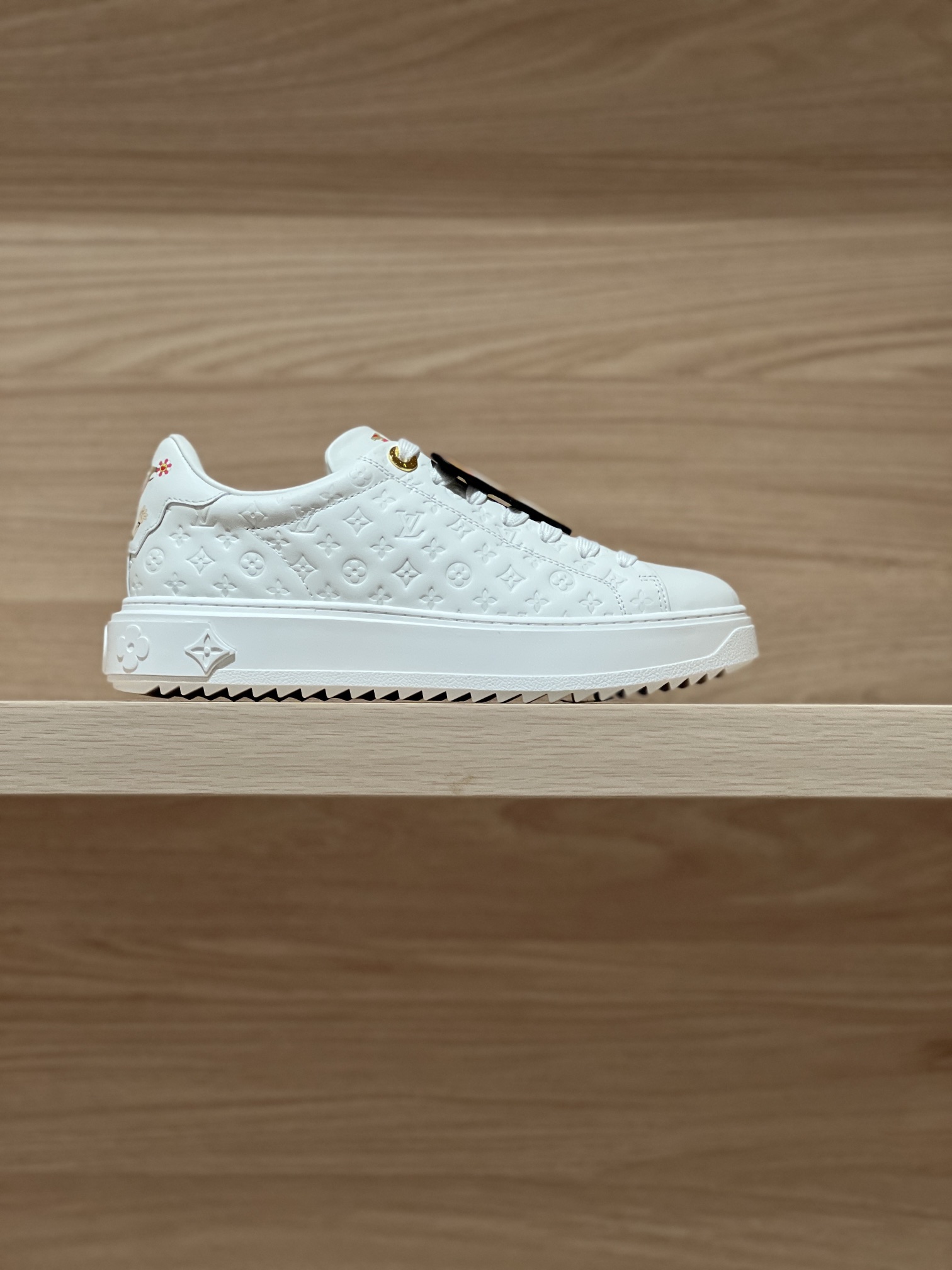 NO:237536,Focus on good quality - top-level production, real shot of Takashi Murakami - L*Time out Takashi Murakami co-branded new color, original accurate CP!  Shoe shape is infinitely close, good goods are available, fabric cowhide, water-dyed calfskin inside, original TPU sole, high elastic and wear-resistant Size 35-41 (40/41 custom made without return and exchange) Price exquisite original packaging, casual shoes/sports shoes, sneakers, cowhide19860909专注好品质——顶级出品 村上隆实拍——L*Time out 村上隆联名新色 原版精准cp！鞋型无限接近,好货出 面料牛皮,内里水染小牛皮,原版TPU大底,高弹耐磨 Size 35-41（40/41定做不退换） Price 精美原包装配套,休闲鞋/运动鞋,sneakers,cowhide,Women's Shoes