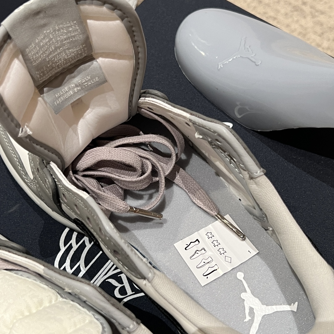 Dior 低帮 —— Dior x AJ 1联名款运动鞋