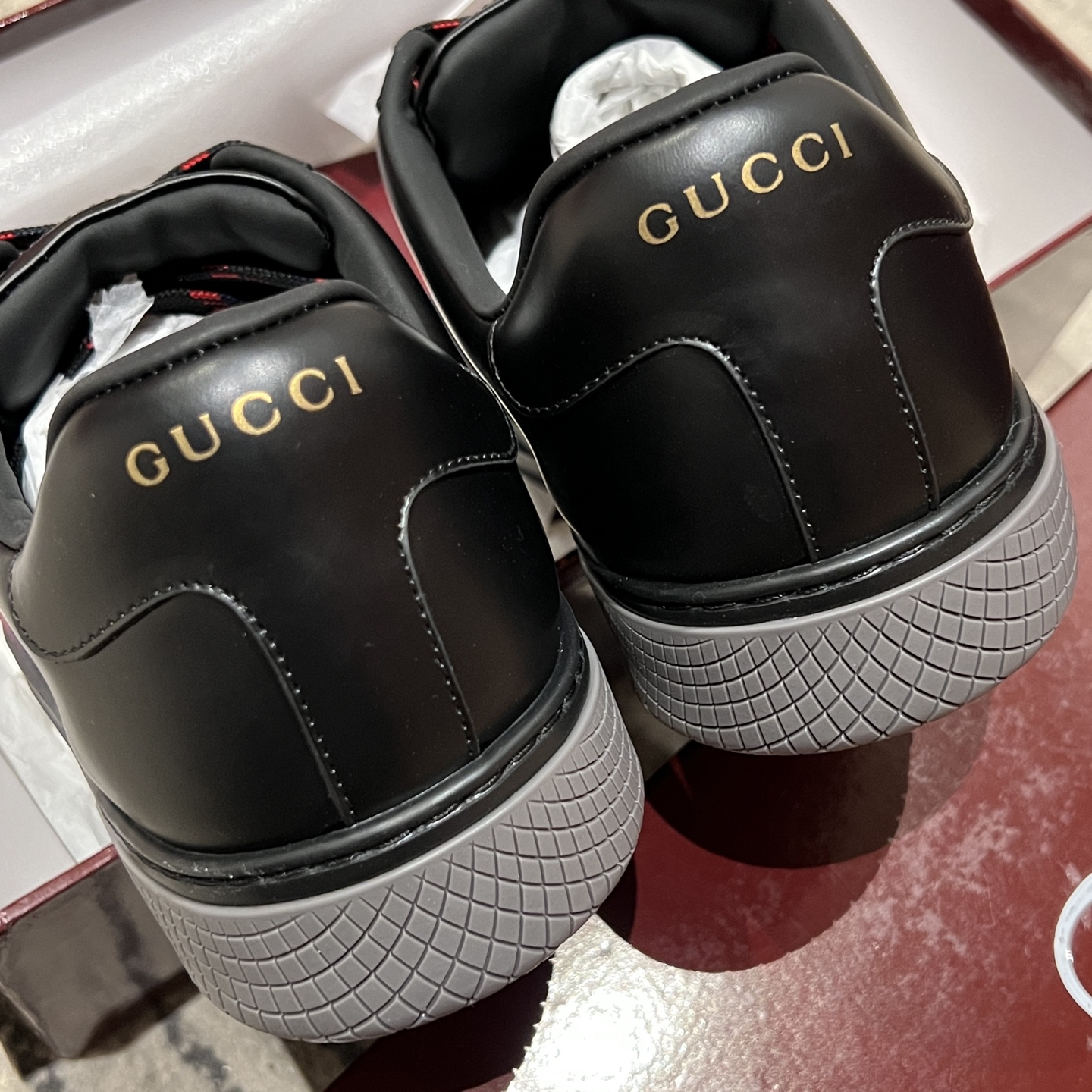 Gucci 黑色 —— Gu*ci 26fw 男士织带休闲鞋