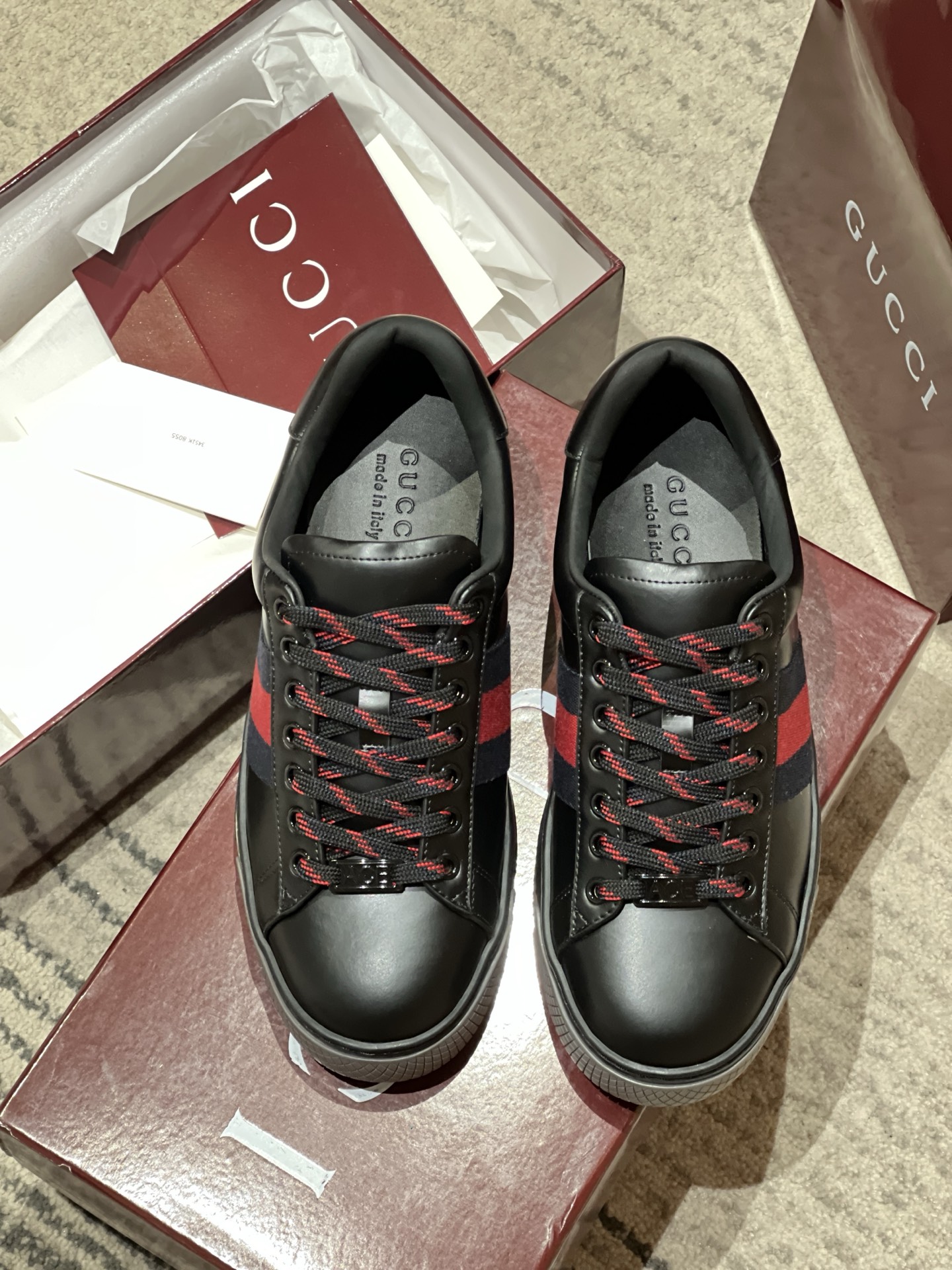 Gucci 黑色 —— Gu*ci 26fw 男士织带休闲鞋