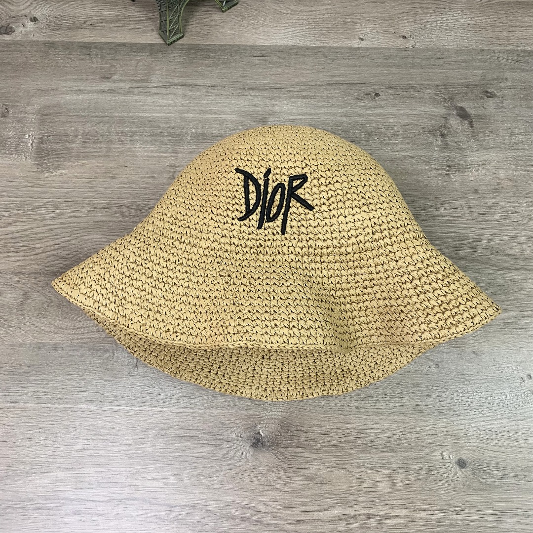 1011#P42#dior刺绣字母草帽休闲户外渔夫帽百搭遮阳帽时尚帽子#
均码
颜色：黑色 啡色 杏色 卡其色