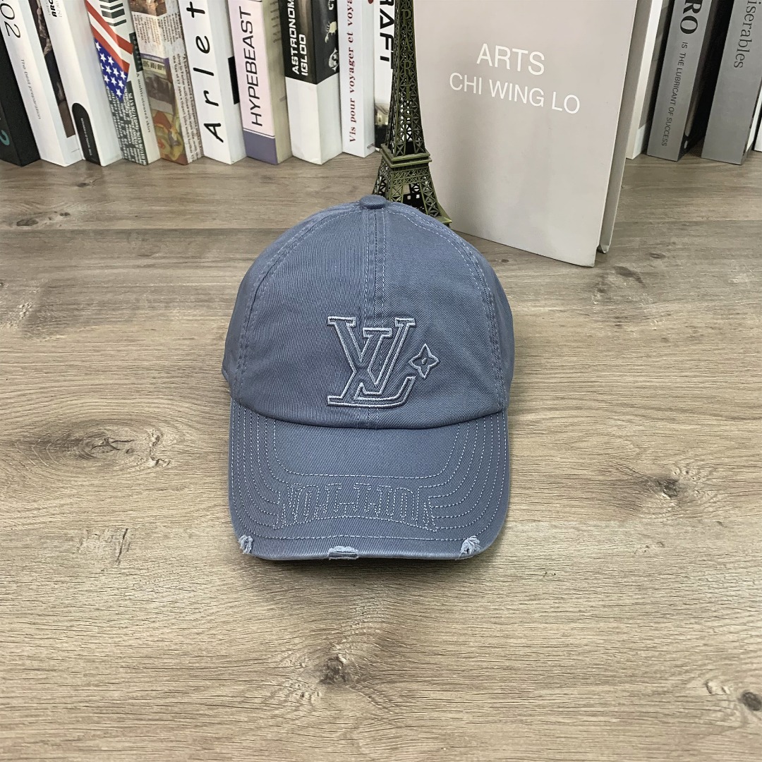 1014#P41#LV软顶棒球帽做旧鸭舌帽男女休闲情侣百搭帽子显脸小帽子#
可调节
颜色：绿色 白色 红色 蓝色 黑色 卡其色