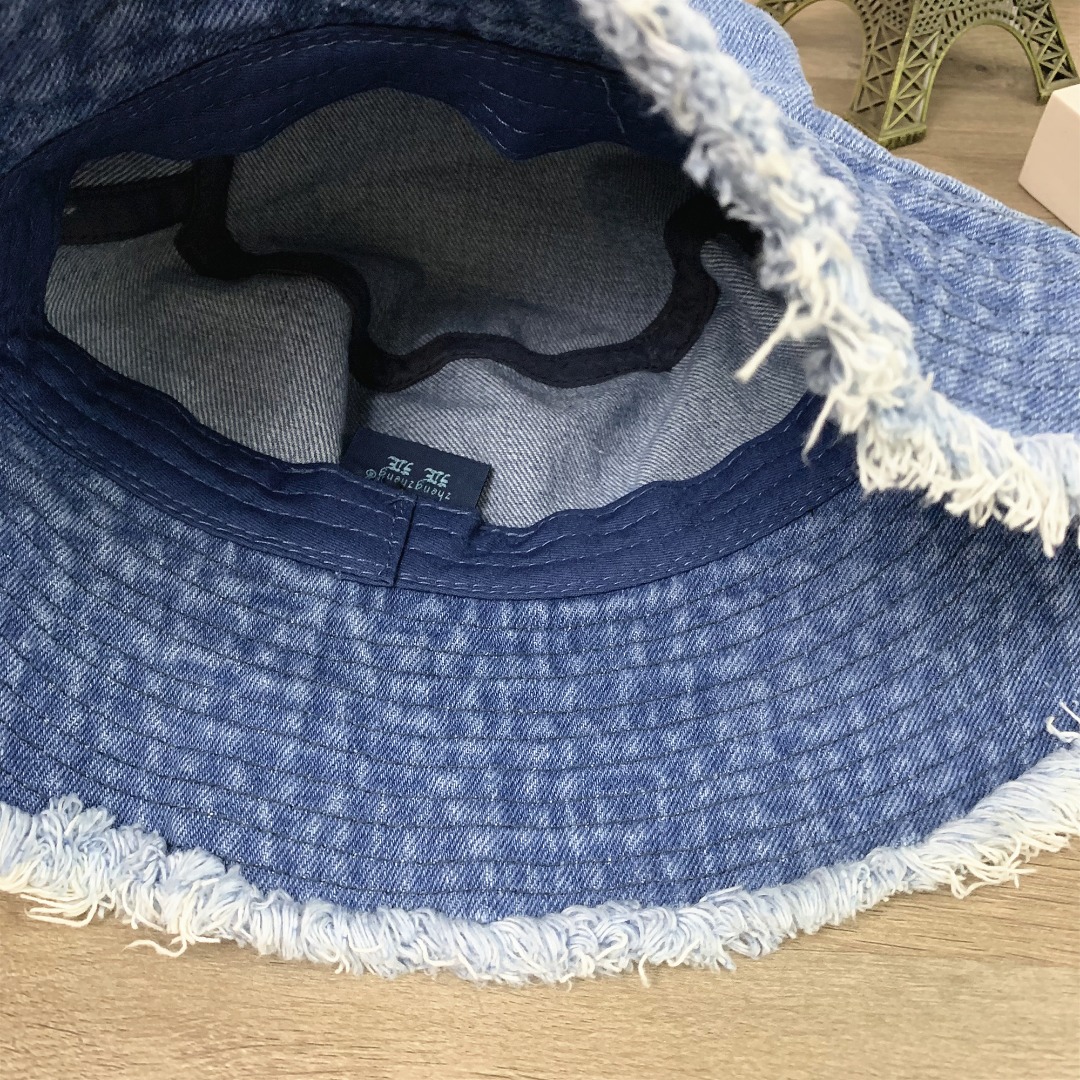 1021#P44#CHANEL香奈儿立体印花牛仔渔夫帽遮阳帽休闲百搭男女同款帽子#
均码
颜色：黑色 浅蓝色 深蓝色