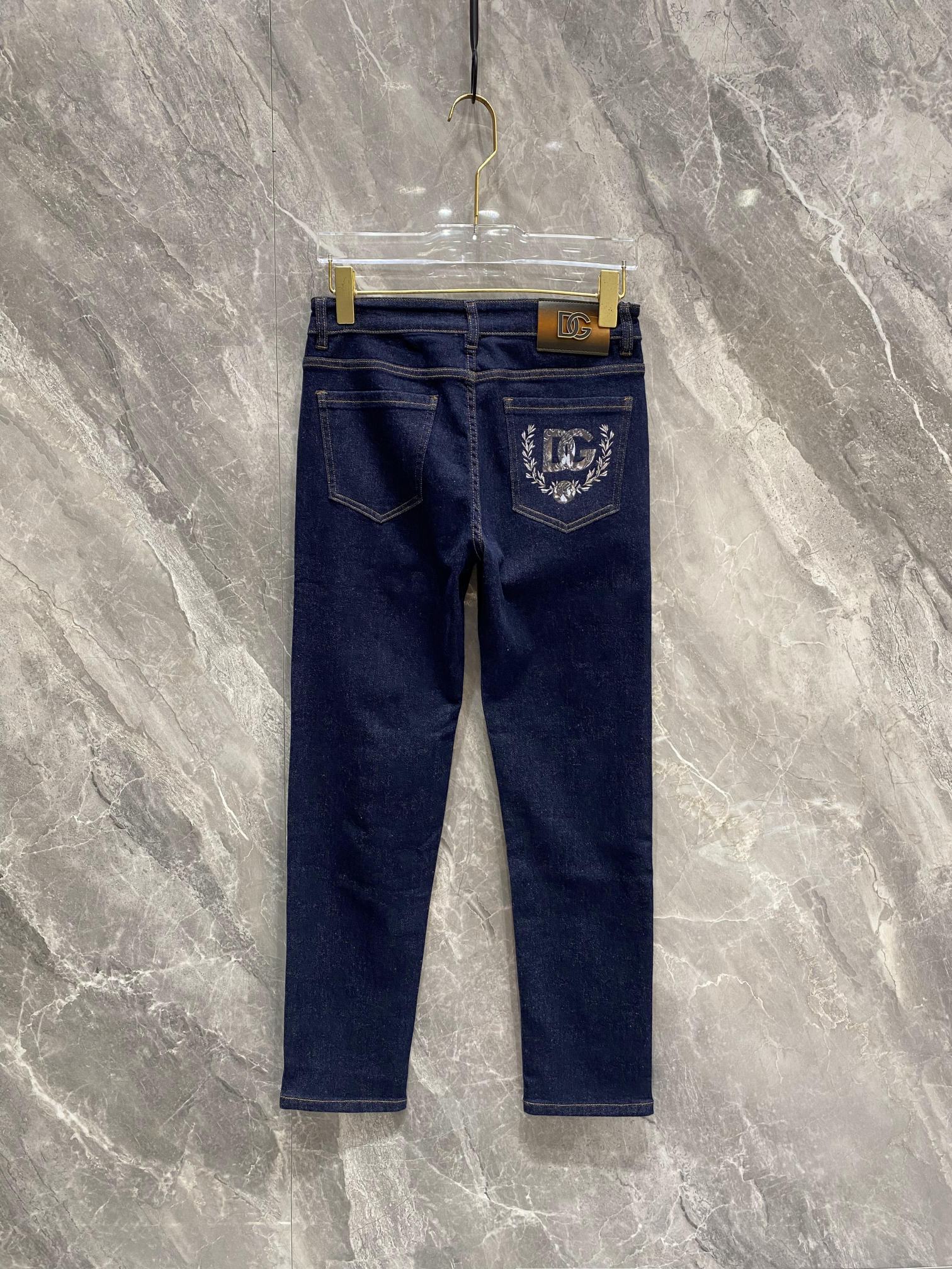 Nuevo estilo de otoño-invierno 2024 N.º de modelo: 3868A-3 Tallas 29-40