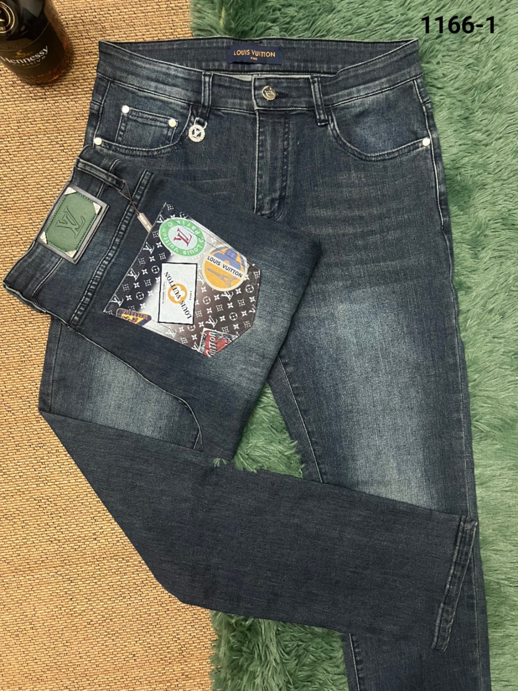 路易威登 Louis Vuitton 高定典藏名品高定成衣时装外套连衣裙衬衫T恤 #70CEF7B4 4
