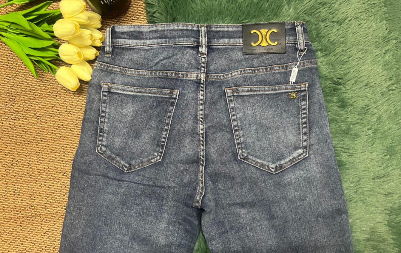路易威登 Louis Vuitton 高定典藏名品高定成衣时装外套连衣裙衬衫T恤 #3AA31BDF 3