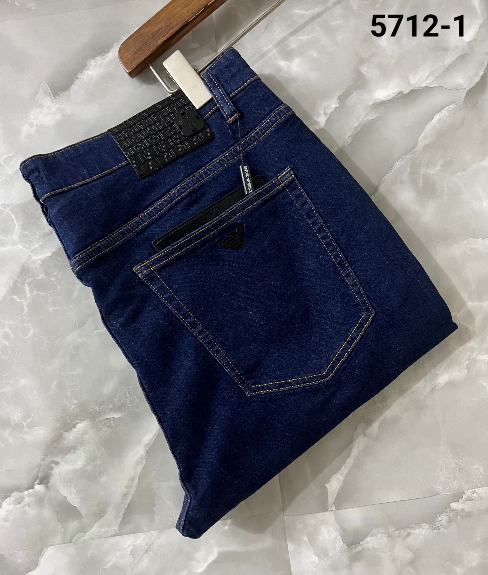 P125 🔥🔥 Nuevo modelo de primavera/verano Nº de modelo: 5712-1 Tallas: 30-40