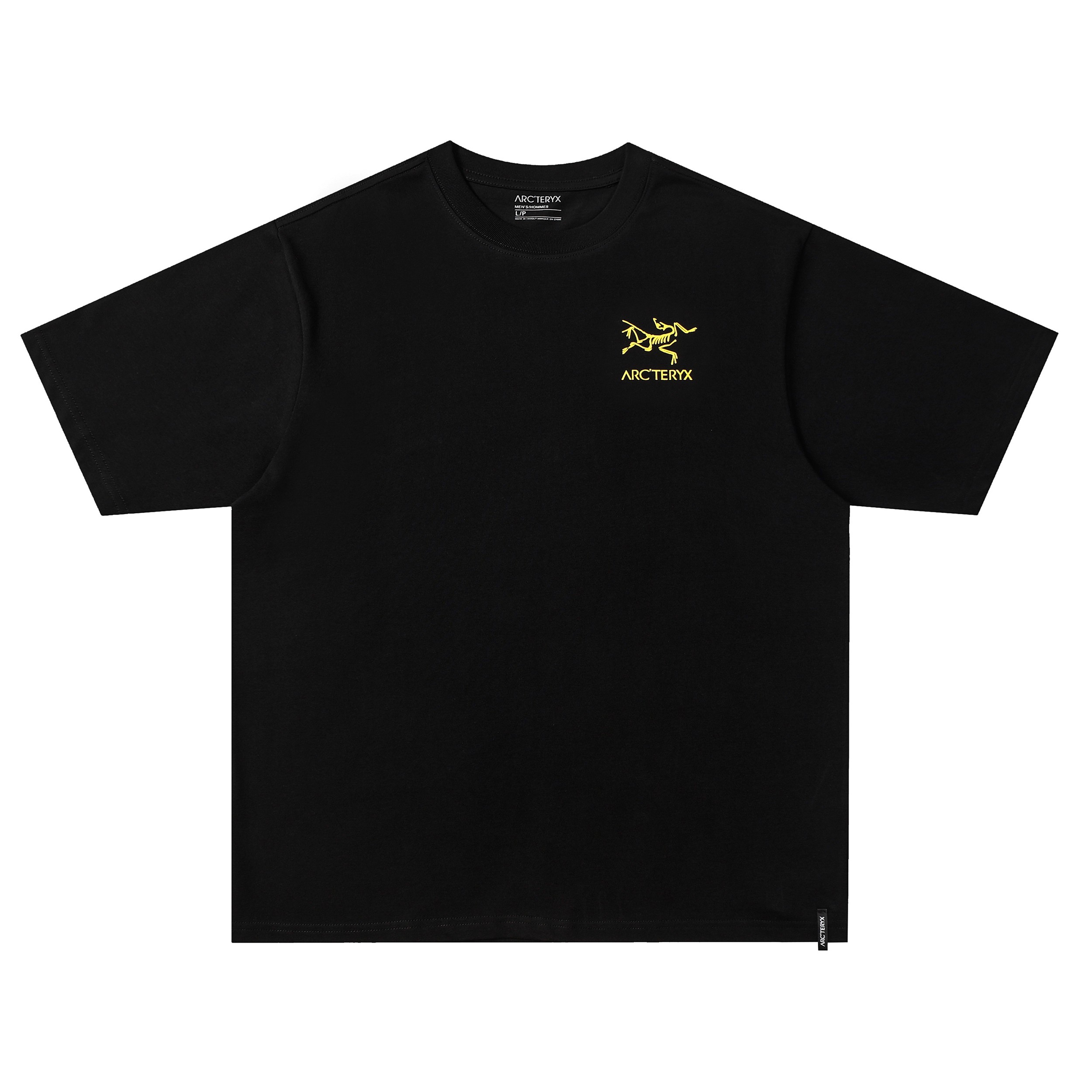 始祖鸟Ayc Teryx (款号2501-1) 2025FW短袖T恤 小鸟字母LOGO印花 高端32s双纱280克面料 重磅面料 定制拉架罗纹同缸同染 三标齐全 男女同款 颜色:黑色 白色 玫红色 粉色