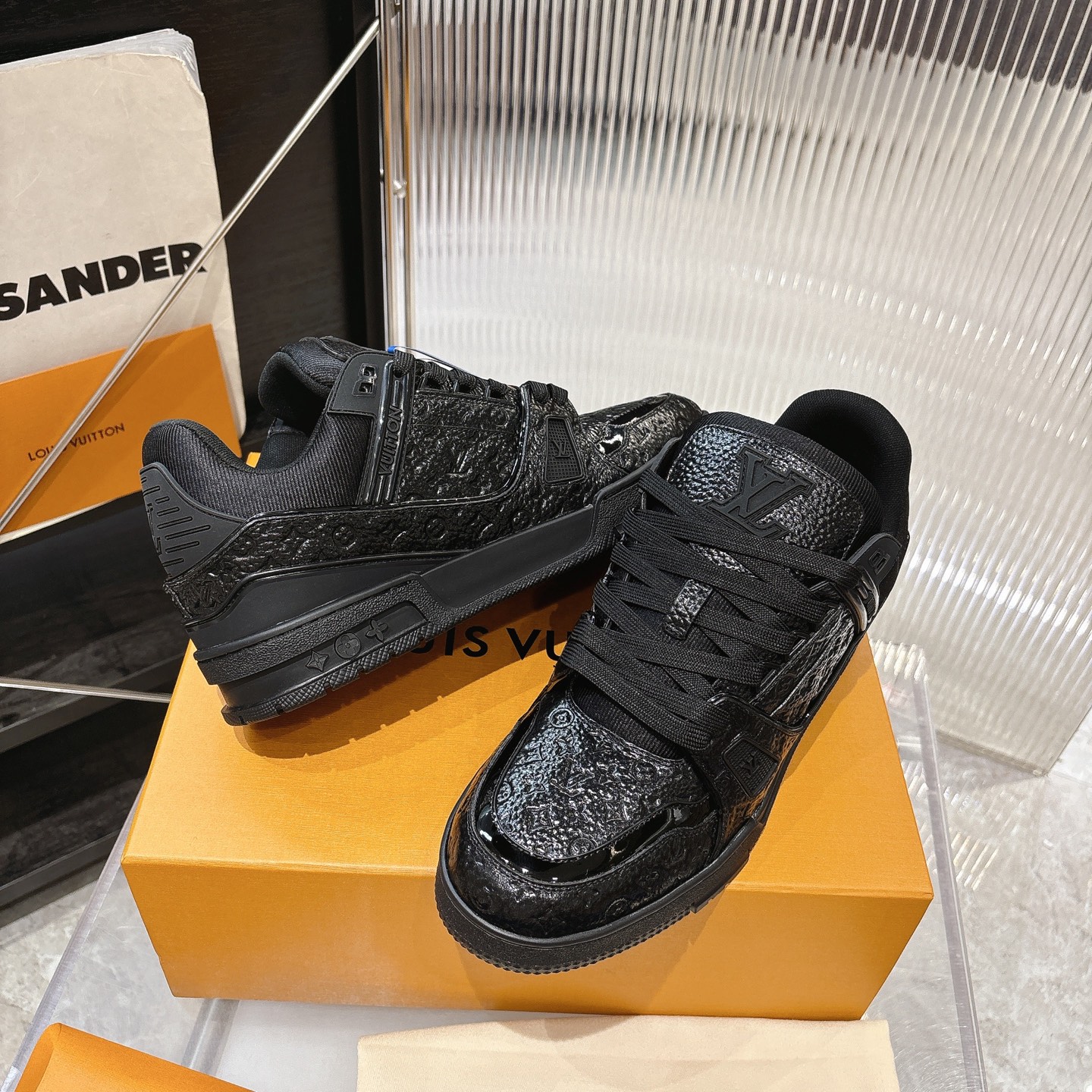 Louis Vuitton Sneakers