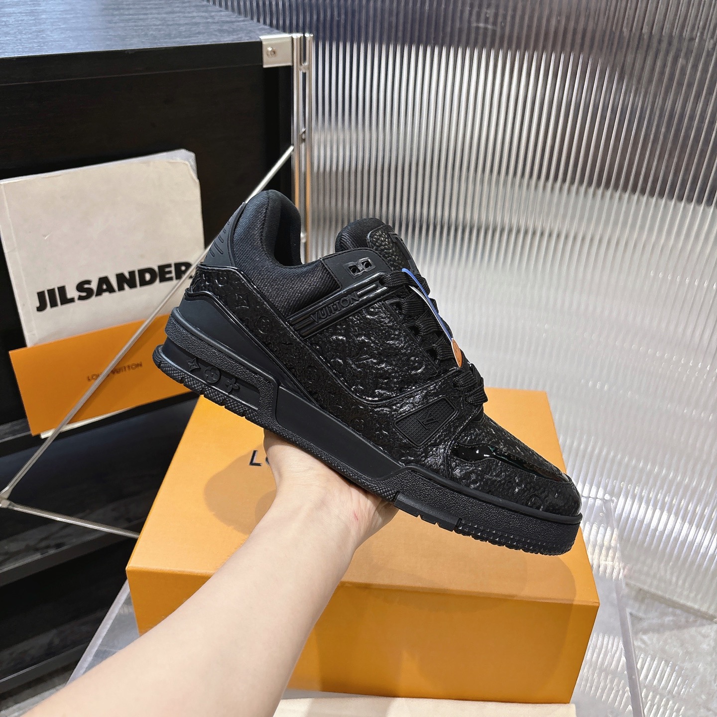 Louis Vuitton Sneakers