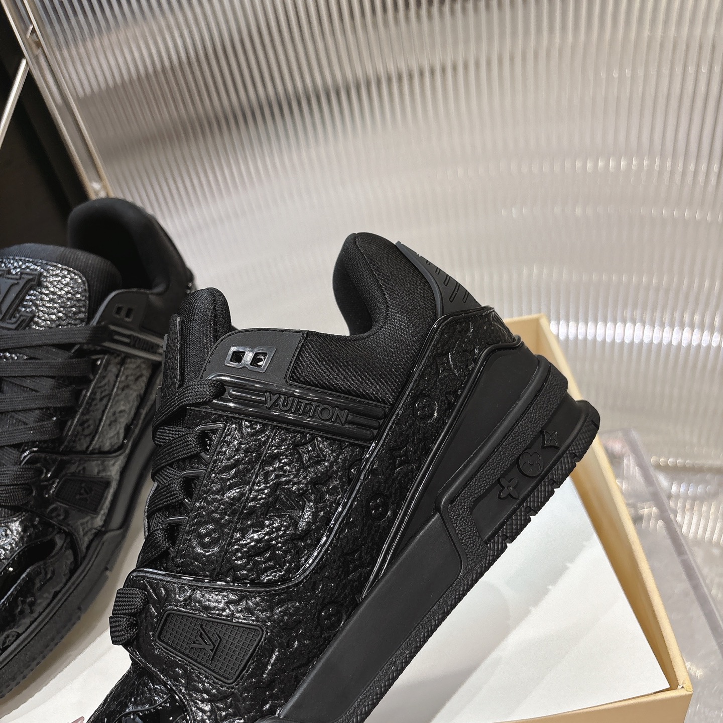 Louis Vuitton Sneakers