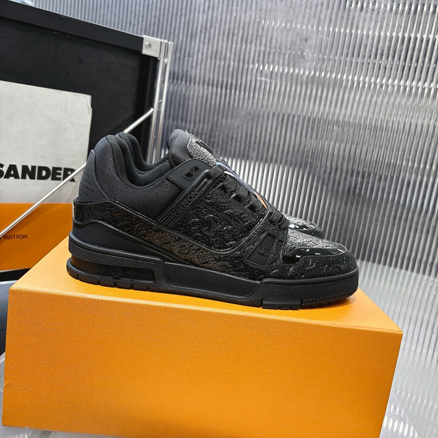Louis Vuitton Sneakers