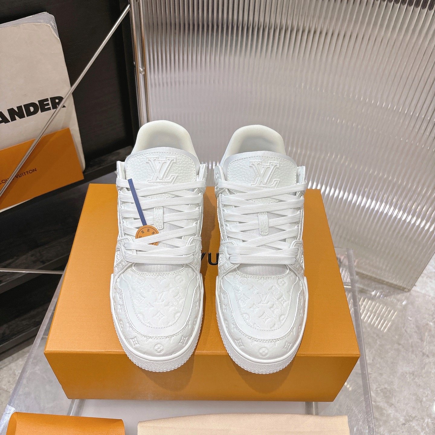 Louis Vuitton Sneakers