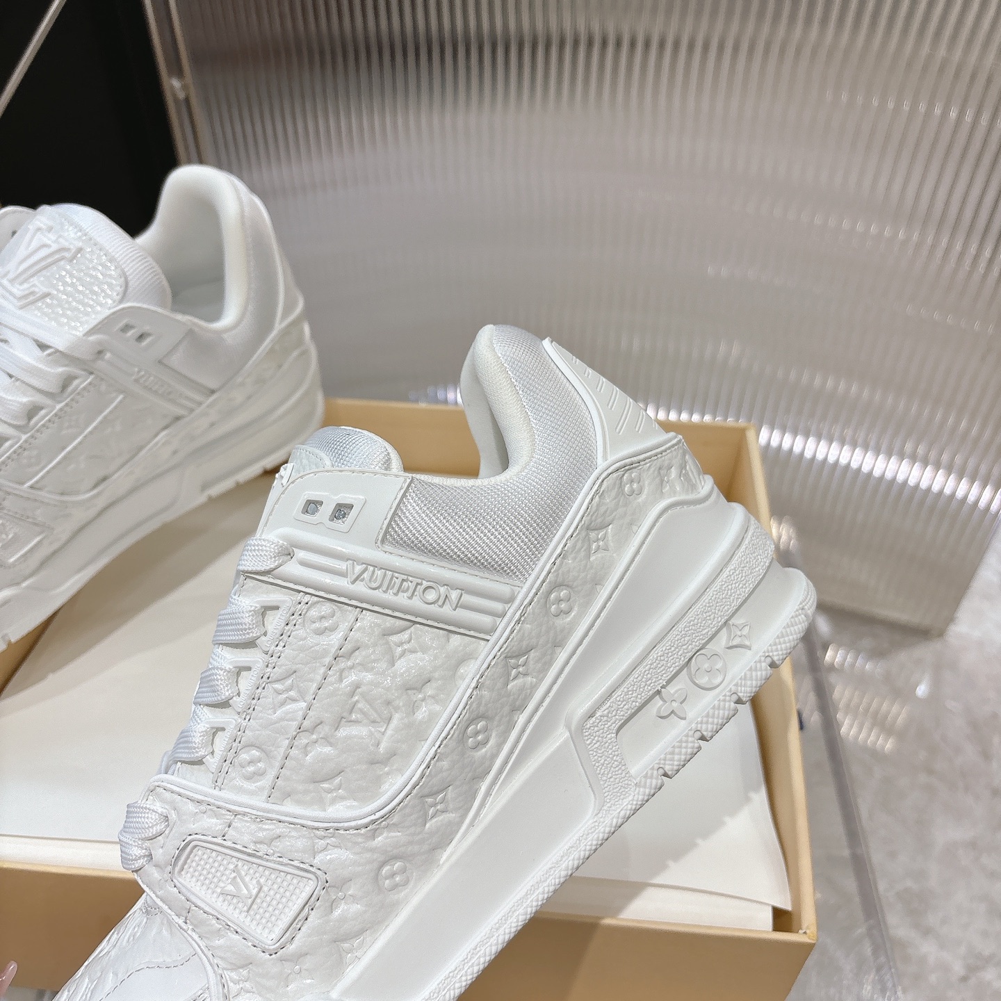 Louis Vuitton Sneakers