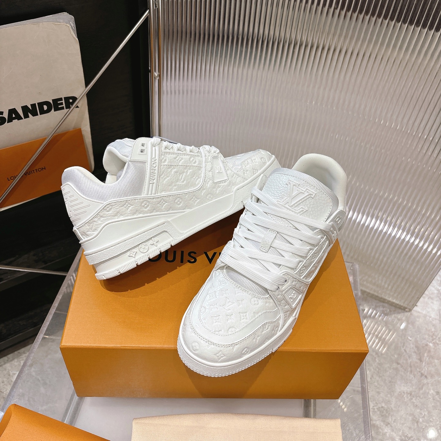 Louis Vuitton Sneakers