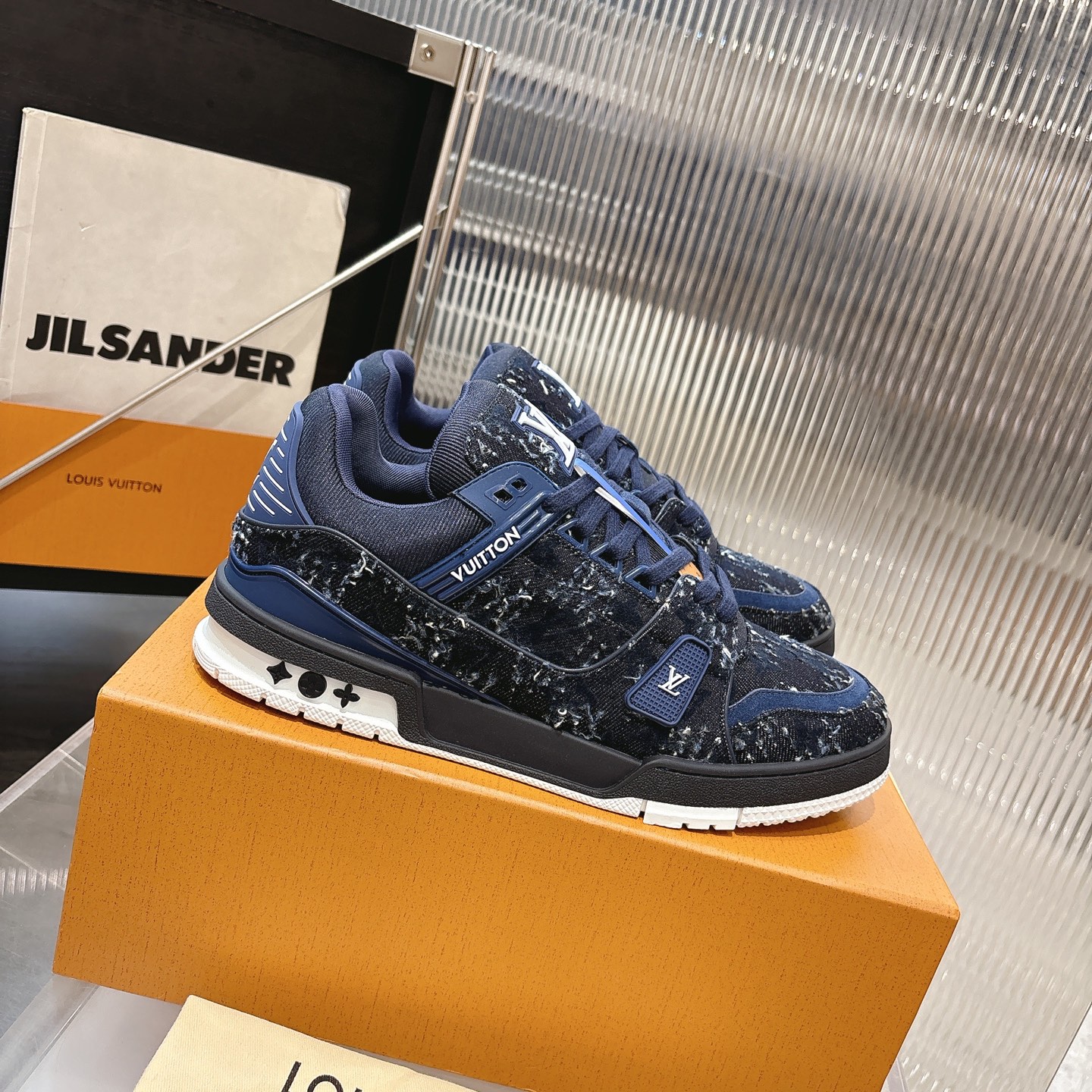Louis Vuitton Sneakers