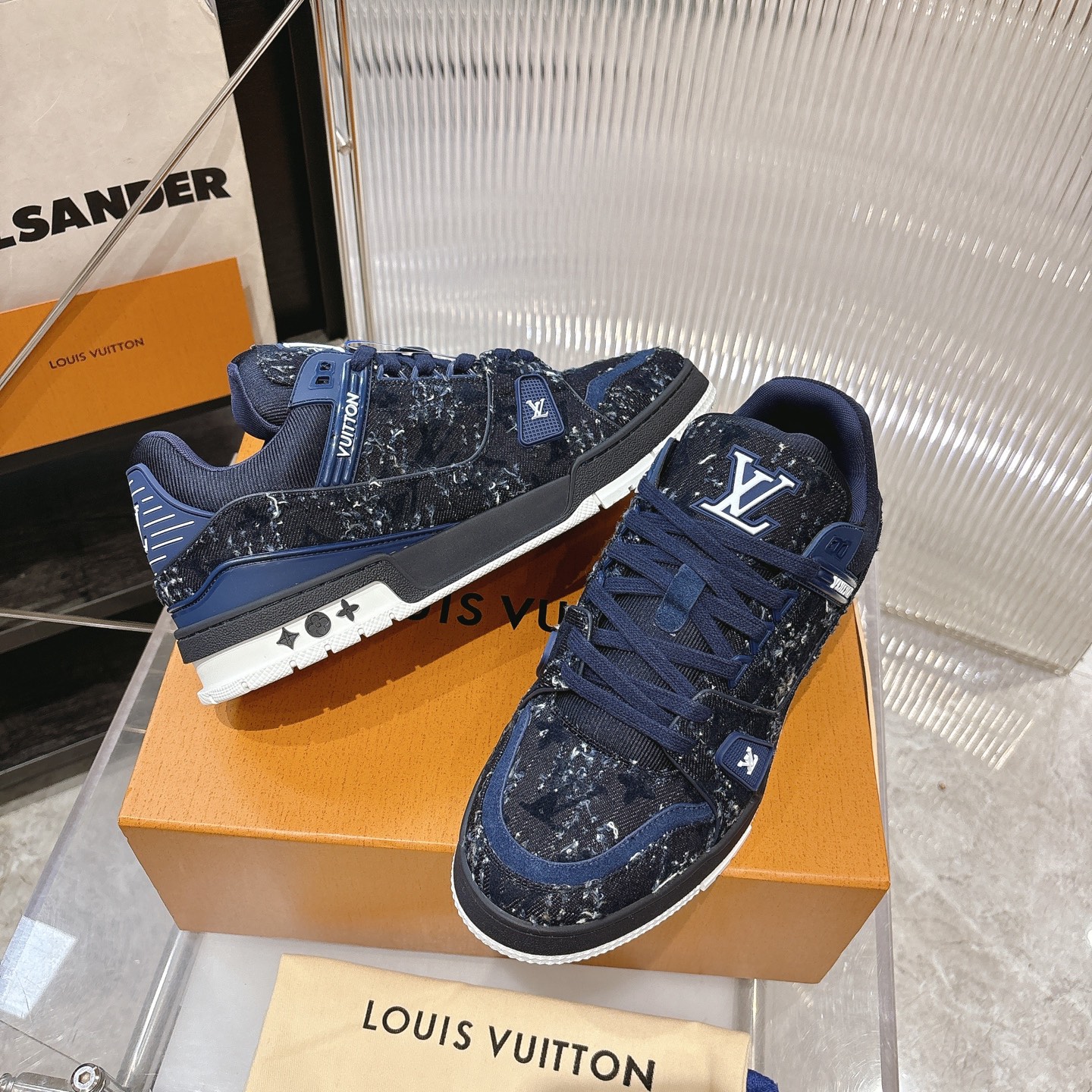 Louis Vuitton Sneakers