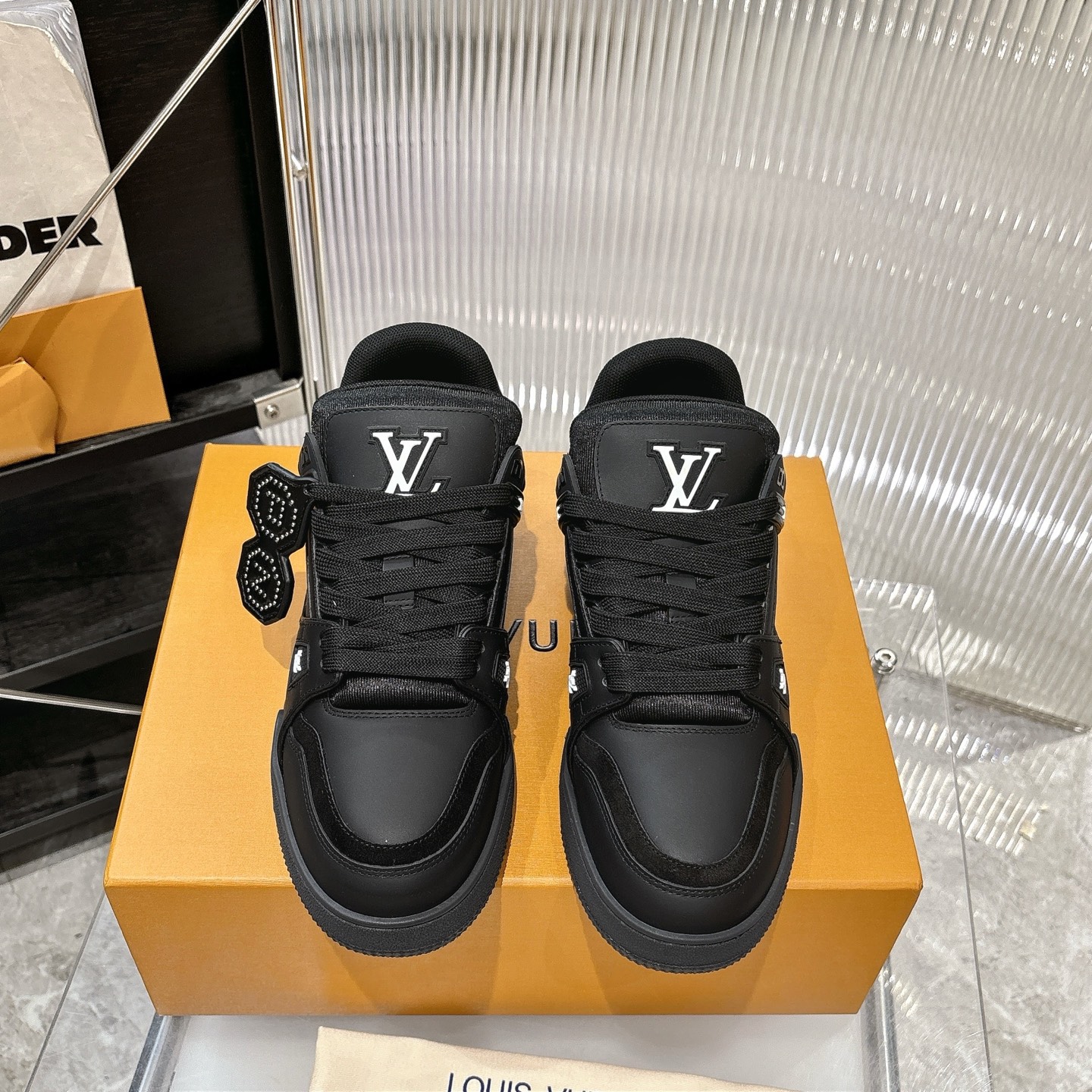 Louis Vuitton Sneakers