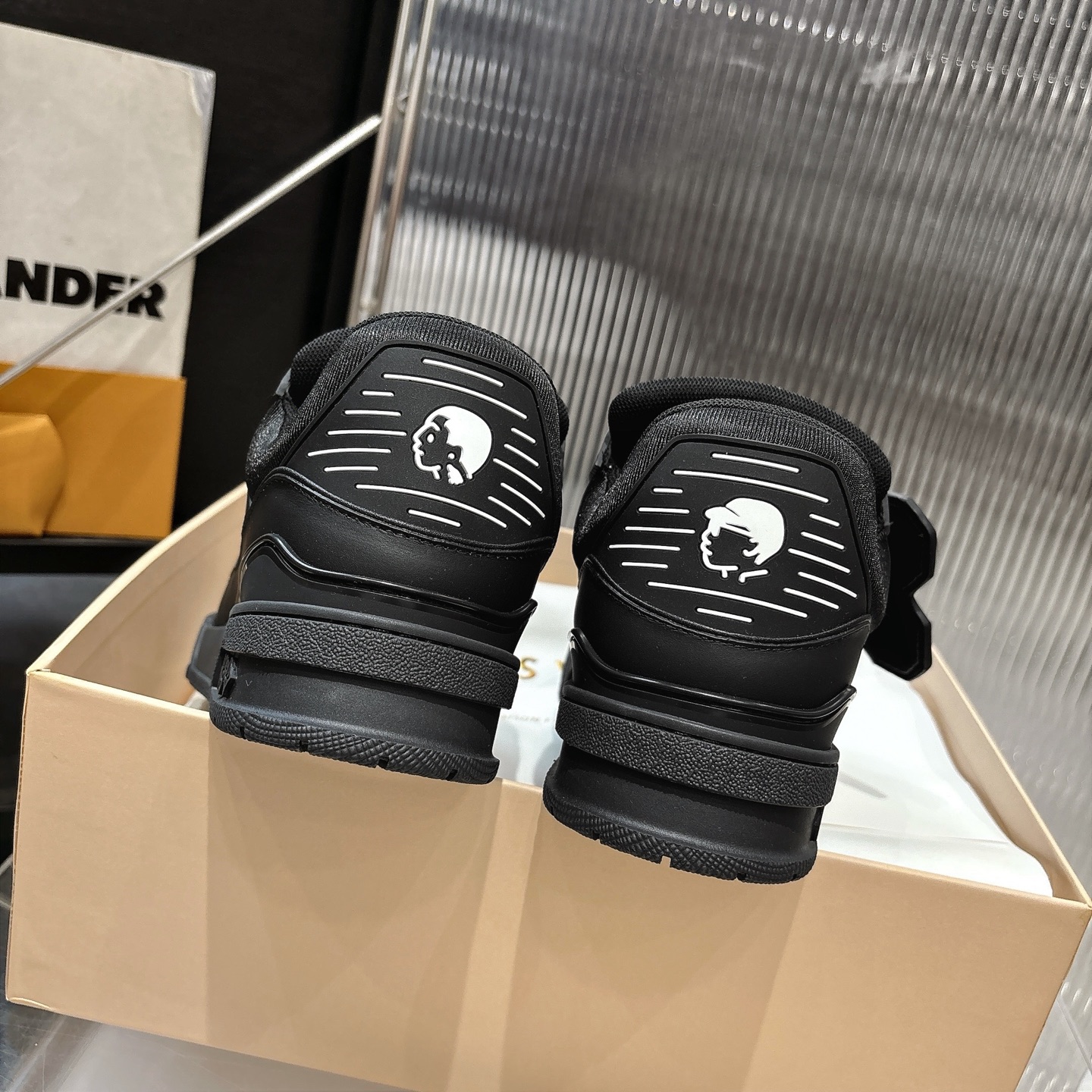 Louis Vuitton Sneakers