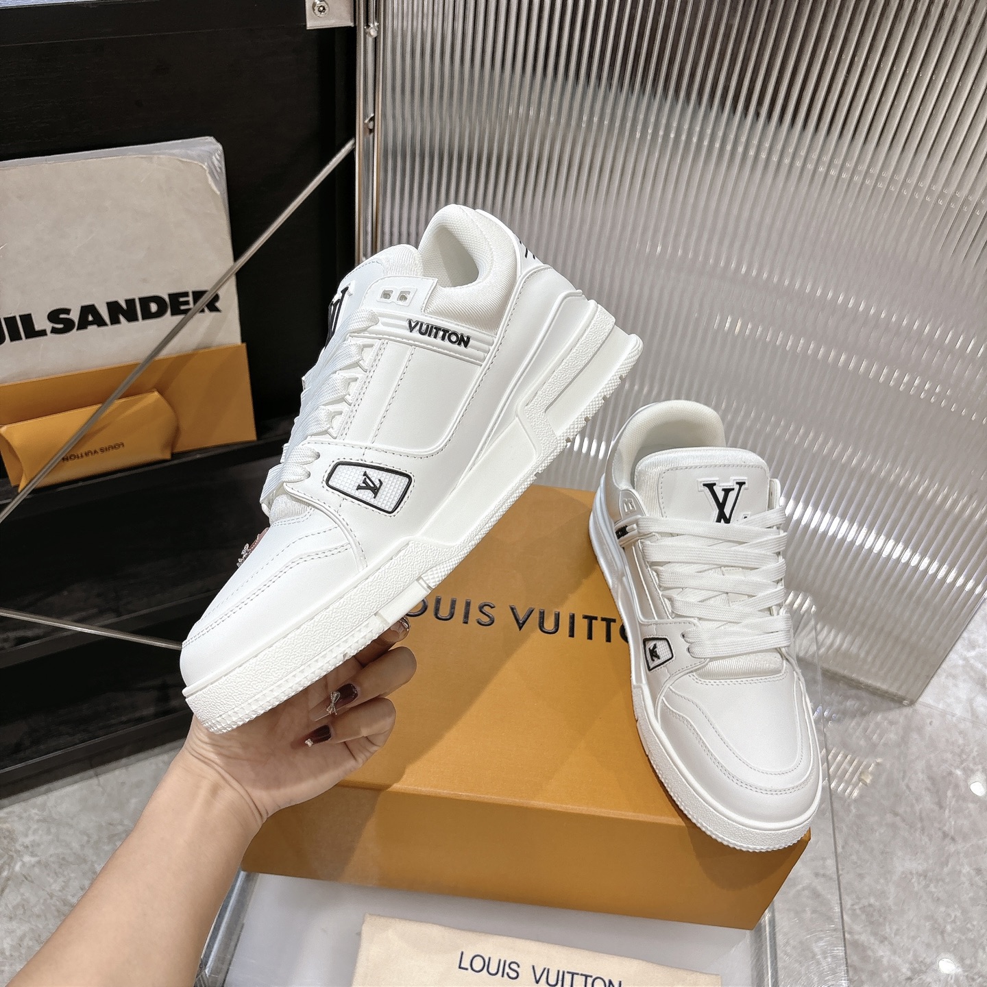 Louis Vuitton Sneakers