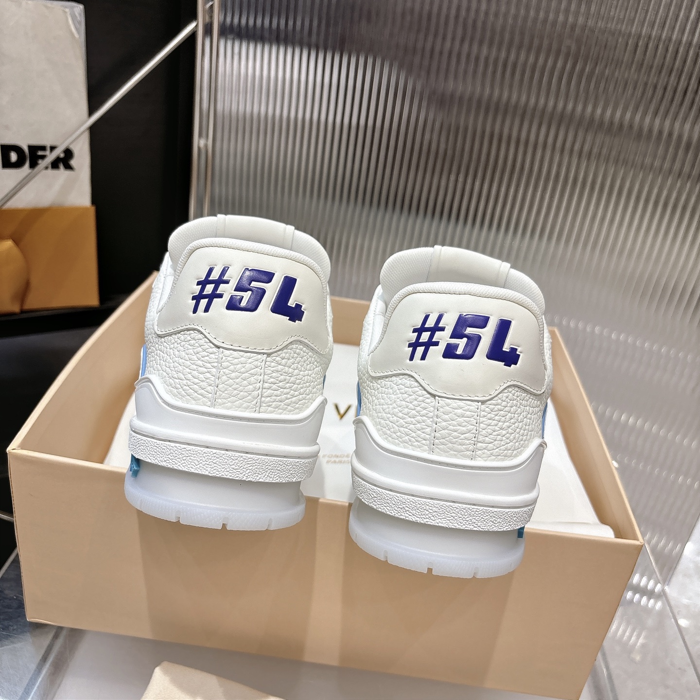 Louis Vuitton Sneakers