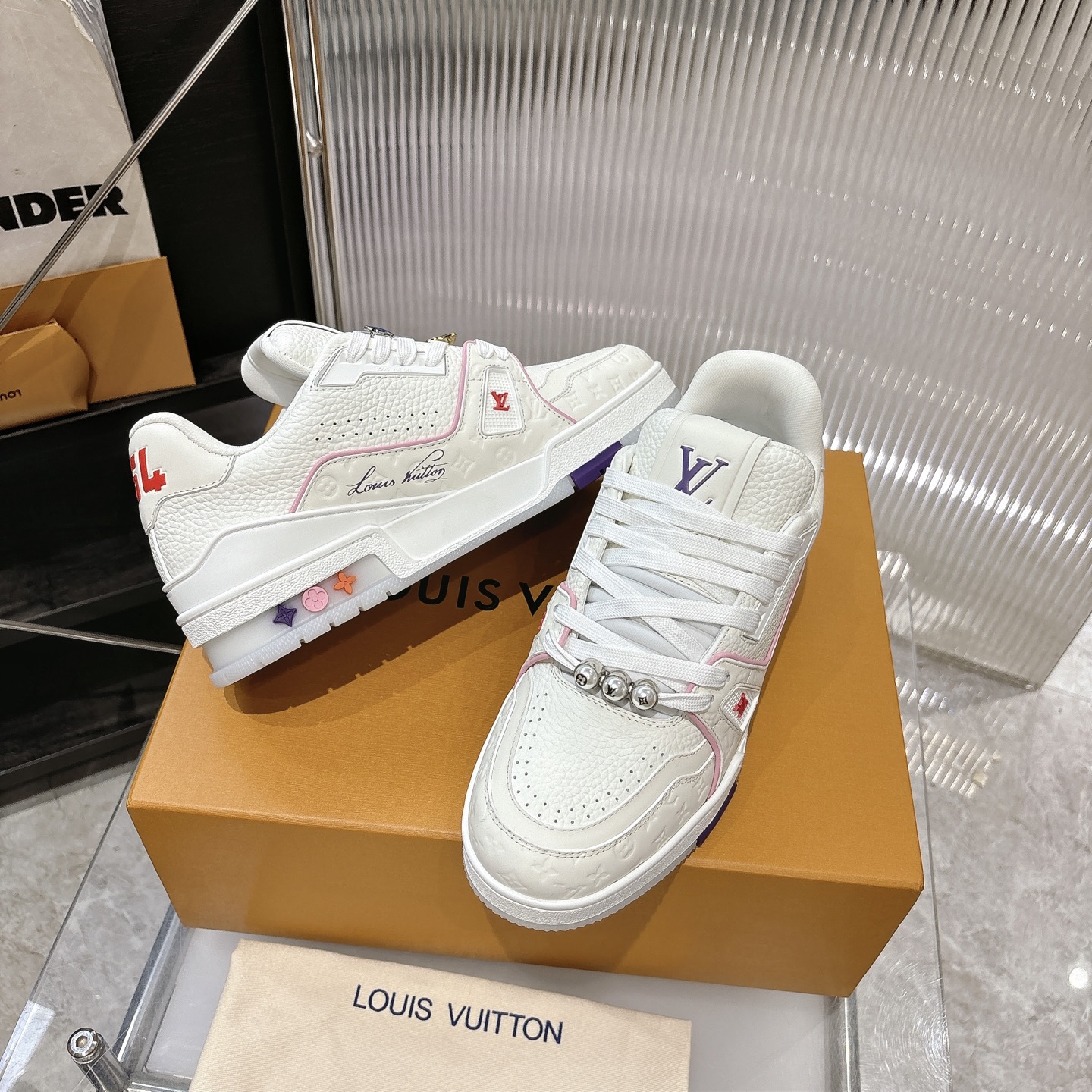 Louis Vuitton Sneakers
